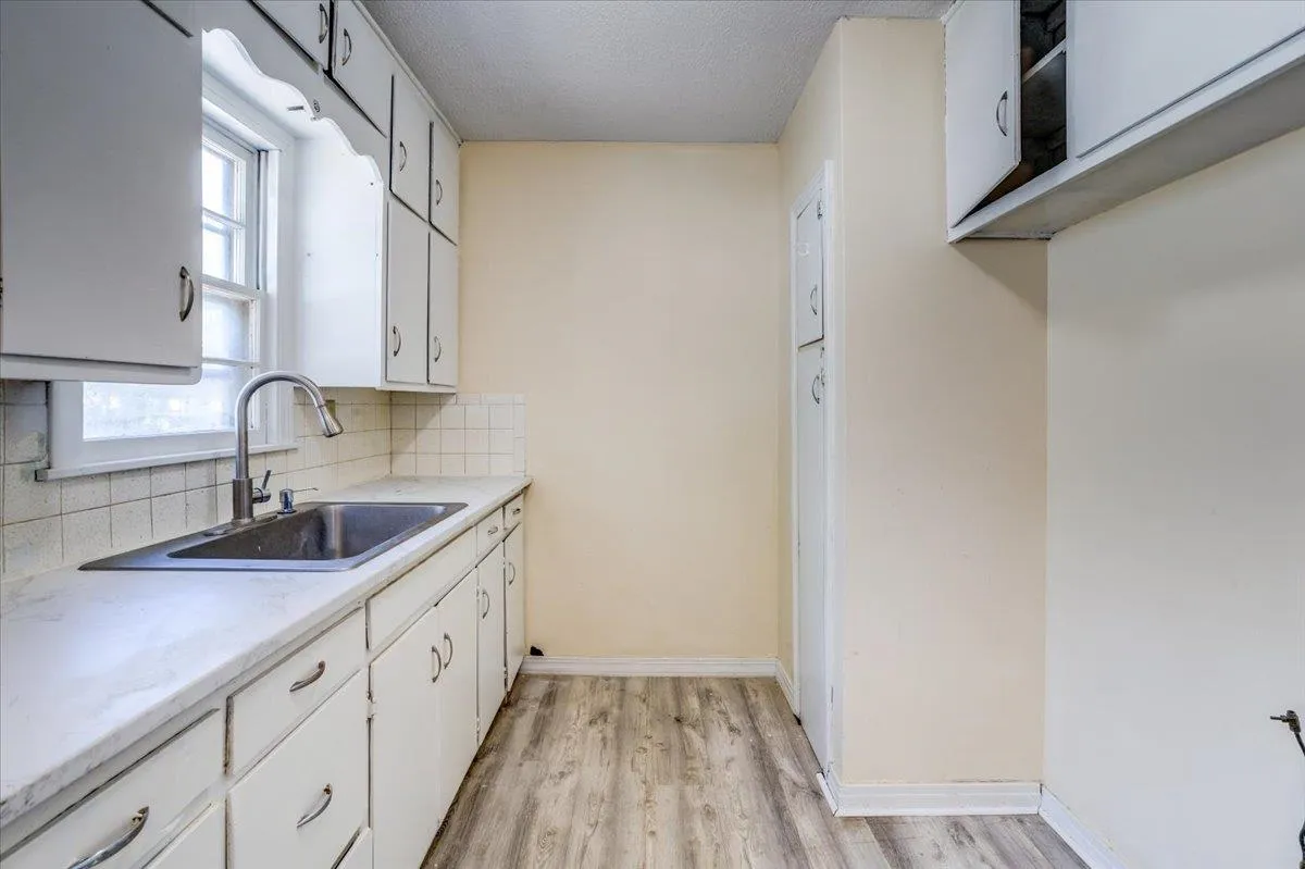 Wichita, Kansas 67218, United States, 3 Bedrooms Bedrooms, ,1 BathroomBathrooms,Residential,Active,138520