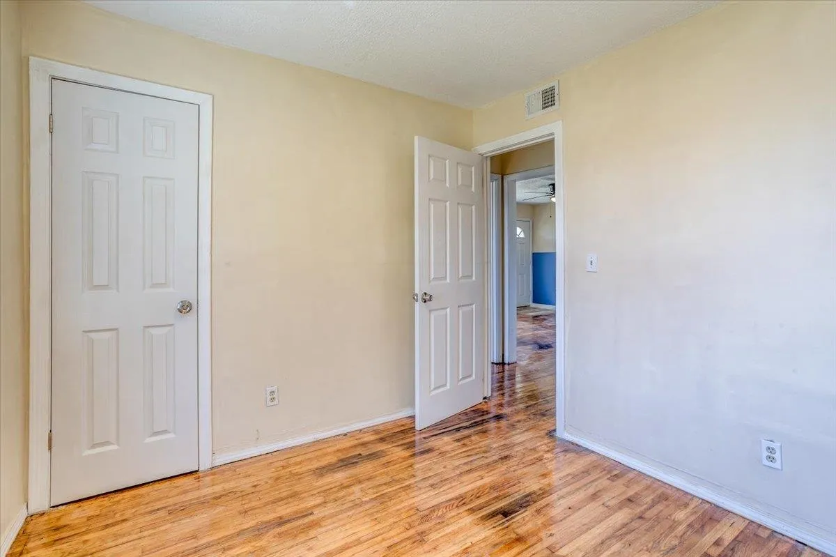 Wichita, Kansas 67218, United States, 3 Bedrooms Bedrooms, ,1 BathroomBathrooms,Residential,Active,138520