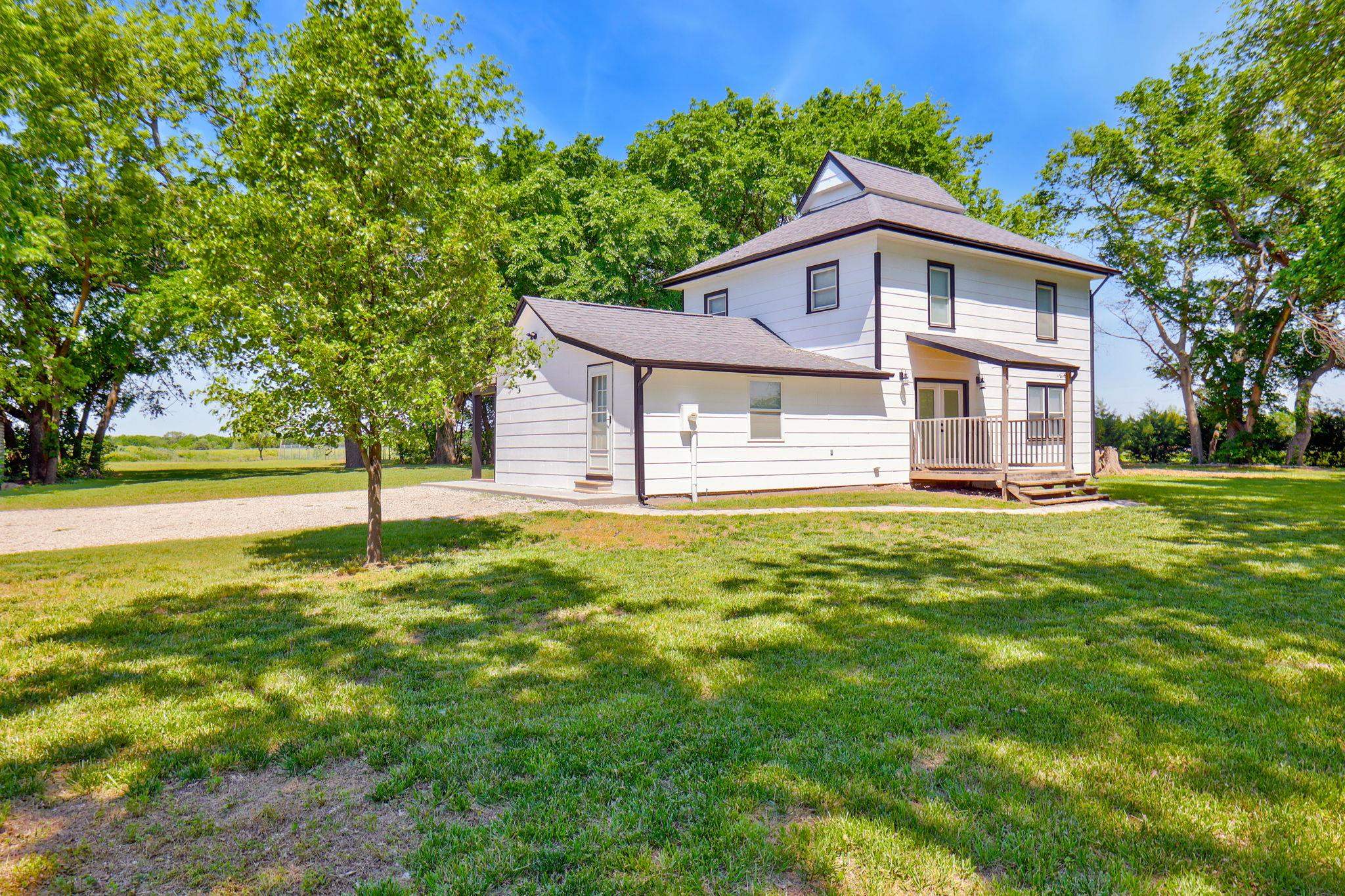 5429 SW Buffalo Rd, Towanda, Kansas image 2
