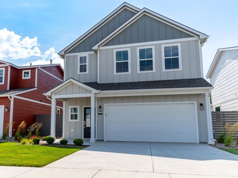 Homes For Sale - 131 S Sunset Dr<br/> Andover, KS 67002