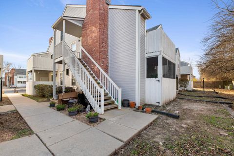 Apartment For Sale - 1717 S Cypress St #1424 St<br/> Sedgwick County, Wichita, KS 67207