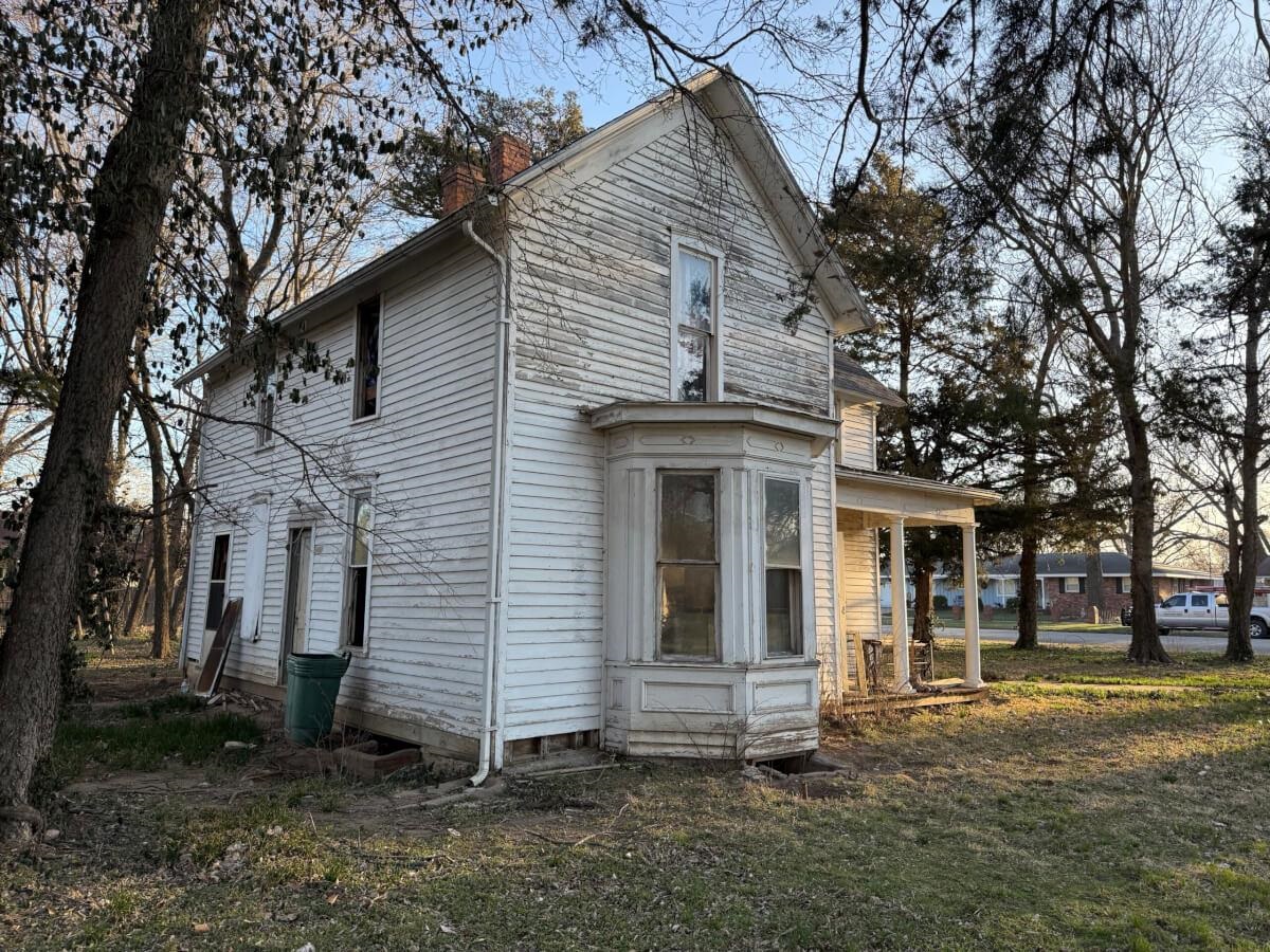 101 W Maple St, Oxford, Kansas image 2