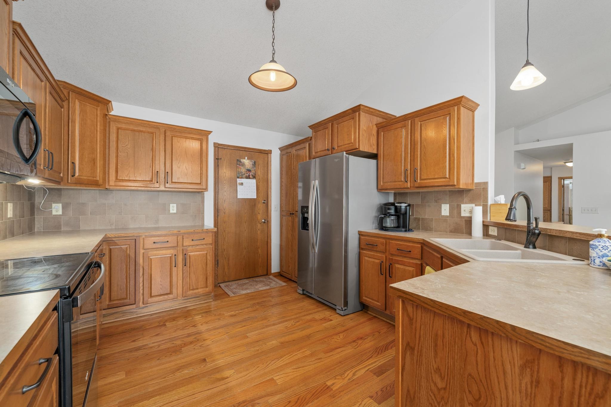 708 E Sprucewood Cir, Park City, Kansas image 10