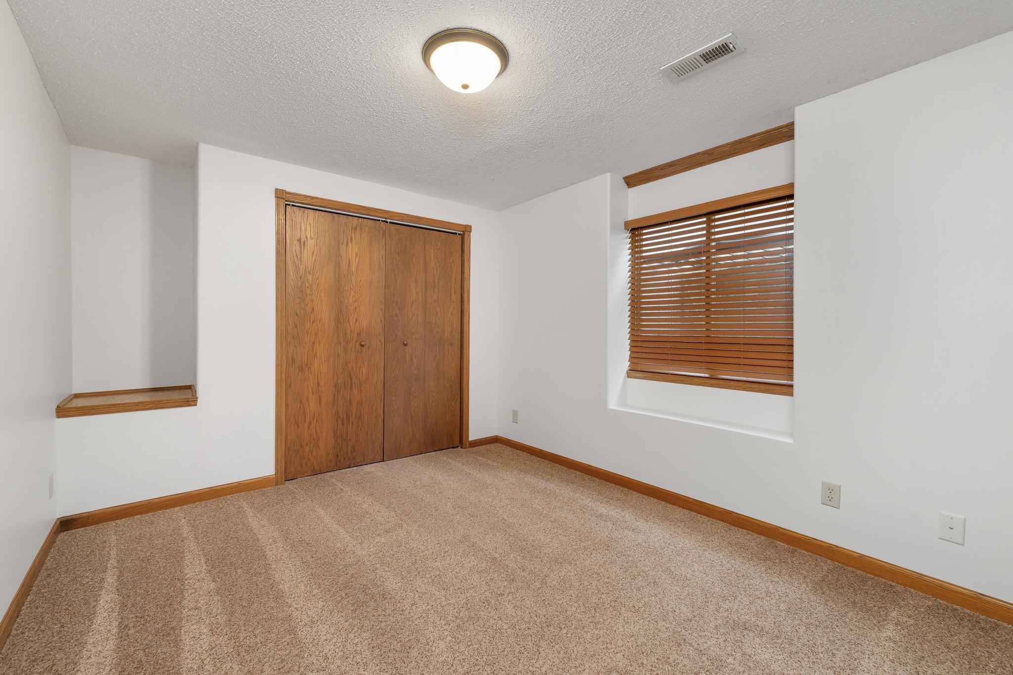 708 E Sprucewood Cir, Park City, Kansas image 28