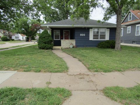 Homes For Sale - 500 W Beloit Ave<br/> Salina, KS 67401