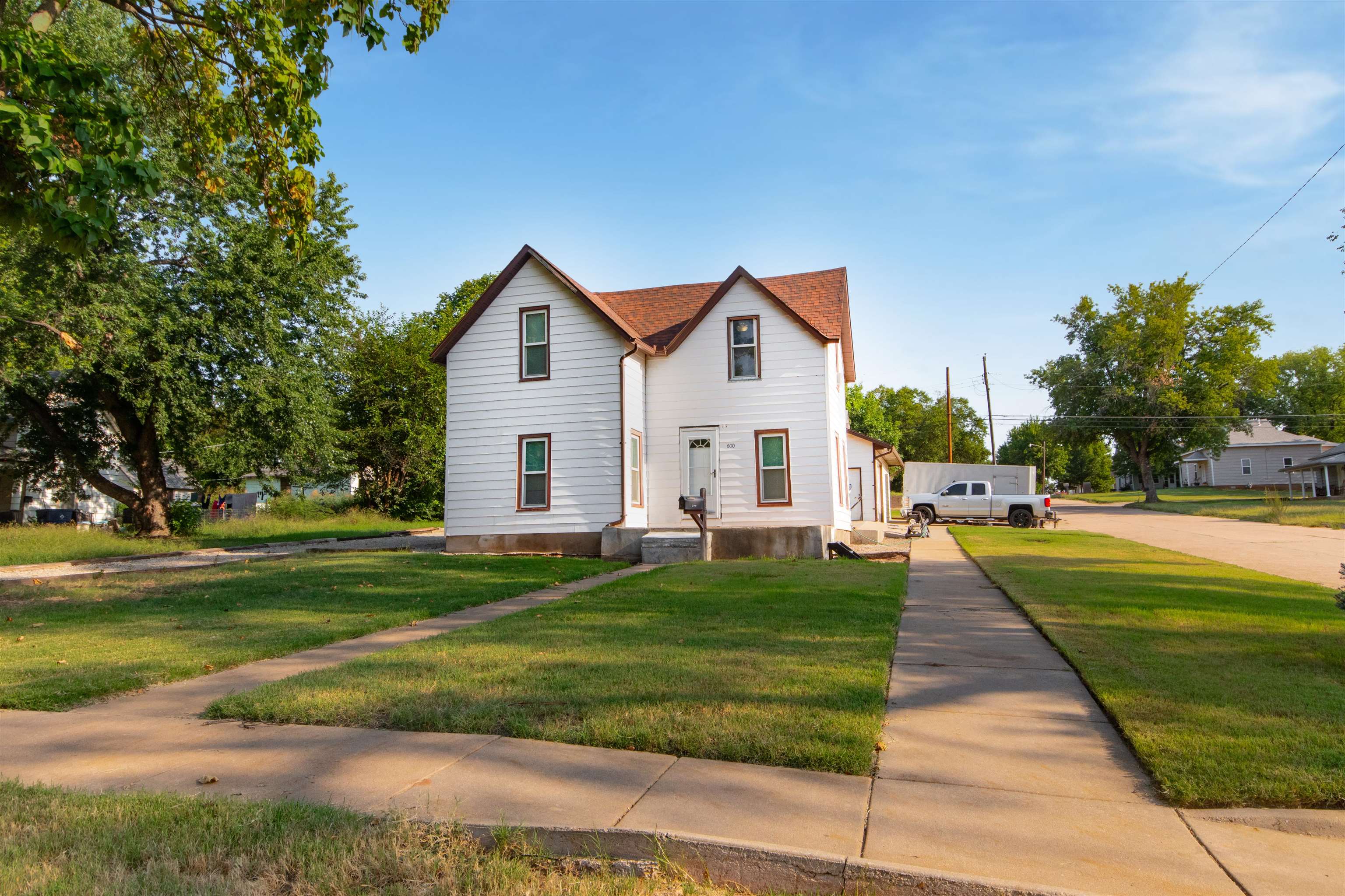 600 W A Ave, Kingman, Kansas image 2
