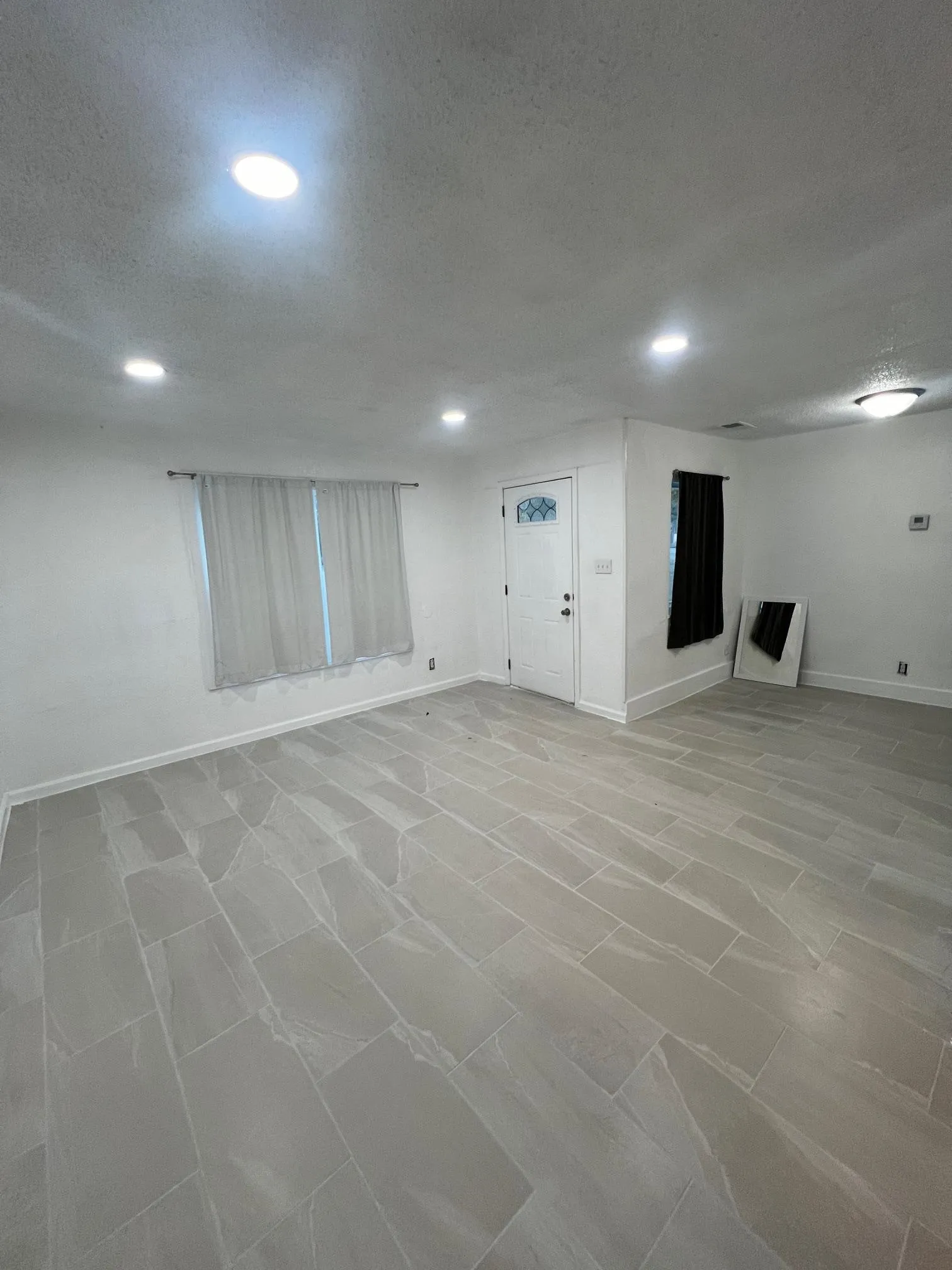 Wichita, Kansas 67208, United States, 3 Bedrooms Bedrooms, ,1 BathroomBathrooms,Residential,Active,27584