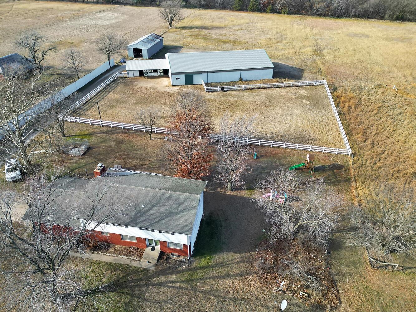 1305 N Hoover Rd, Newton, Kansas image 33