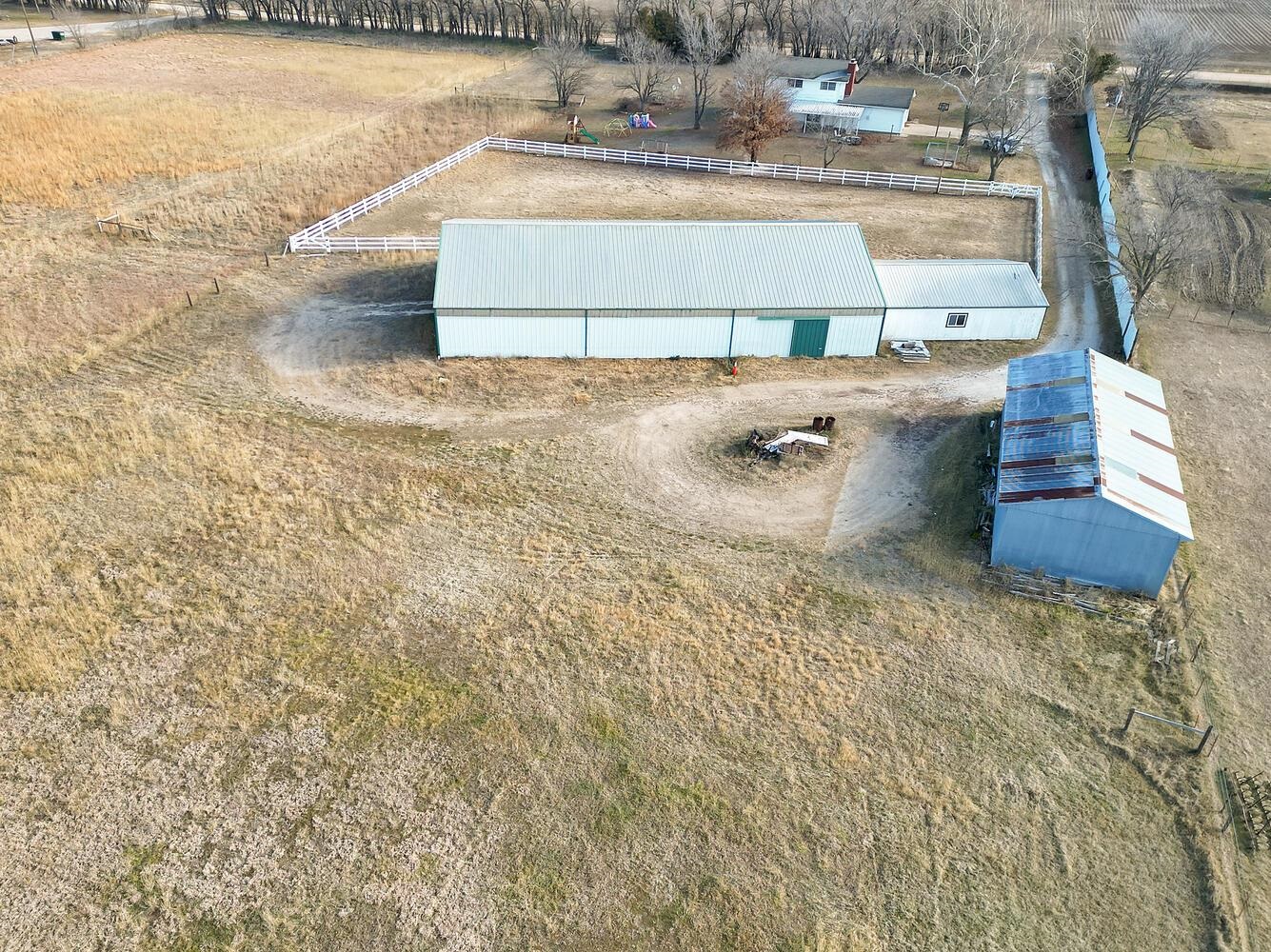 1305 N Hoover Rd, Newton, Kansas image 31