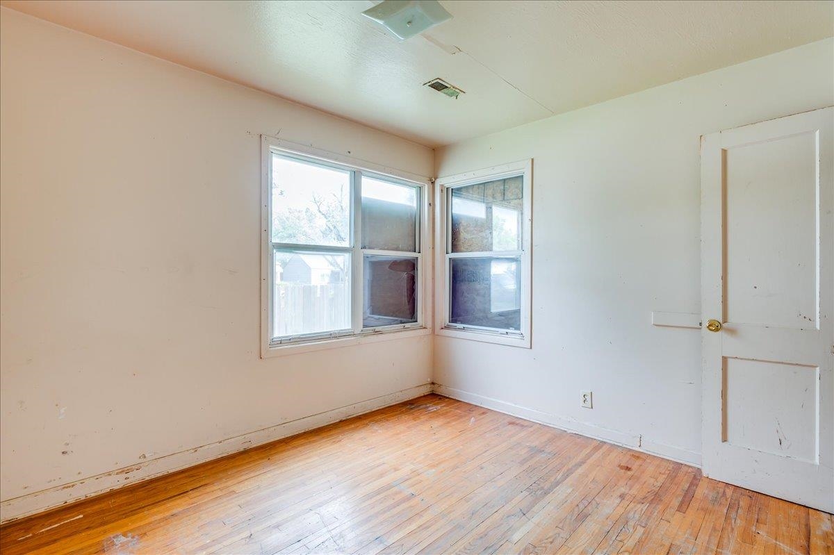 1647 N Estelle Ave, Wichita, Kansas image 6