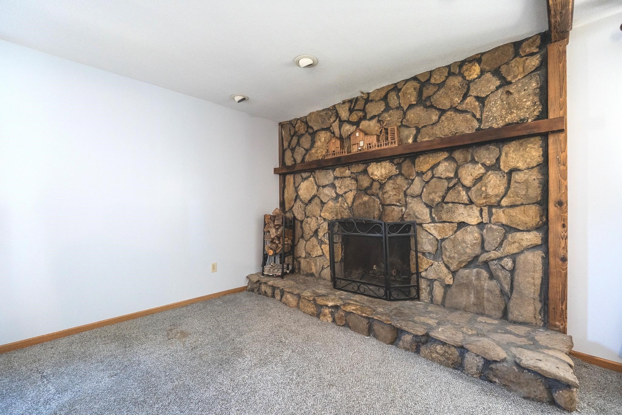 365 Spring Dr, Haysville, Virginia image 6