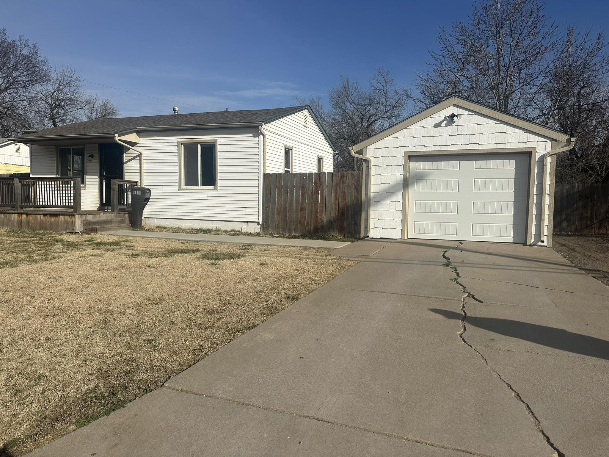 2118 W Munnell Ave, Wichita, Kansas image 2