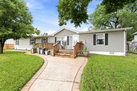 Mobile Home For Sale - 311 S Osage St<br/> Wichita, KS 67213