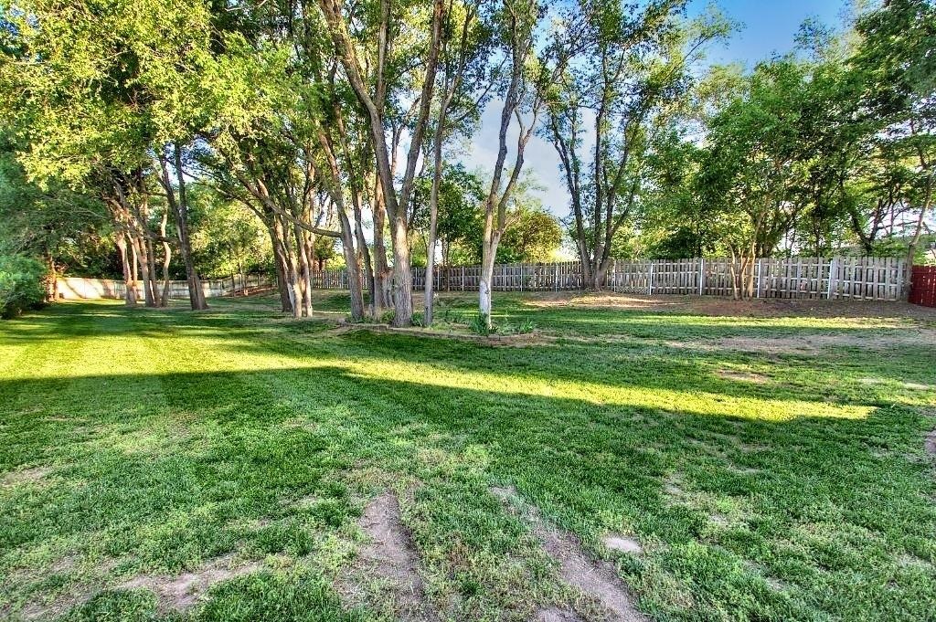 1201 E Winesap St, Haysville, Kansas image 35