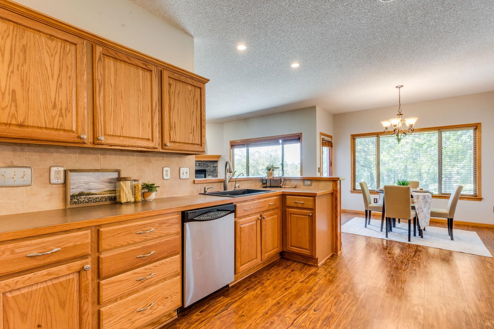 1201 E Winesap St, Haysville, Kansas image 13