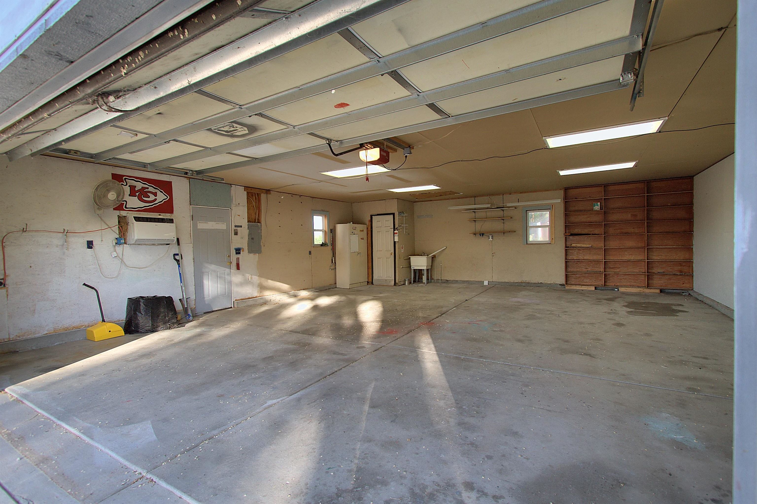 1201 E Winesap St, Haysville, Kansas image 6