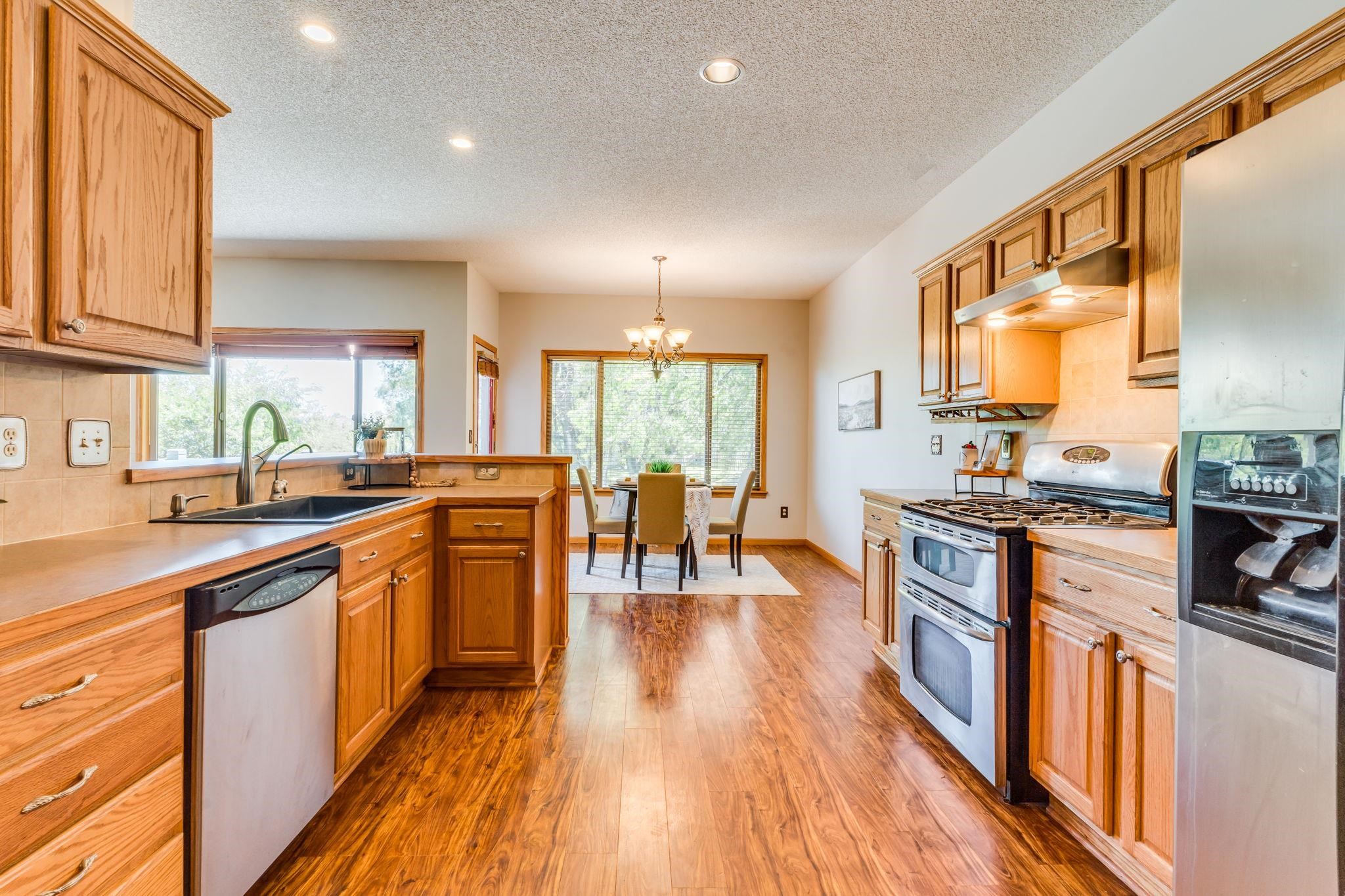 1201 E Winesap St, Haysville, Kansas image 14