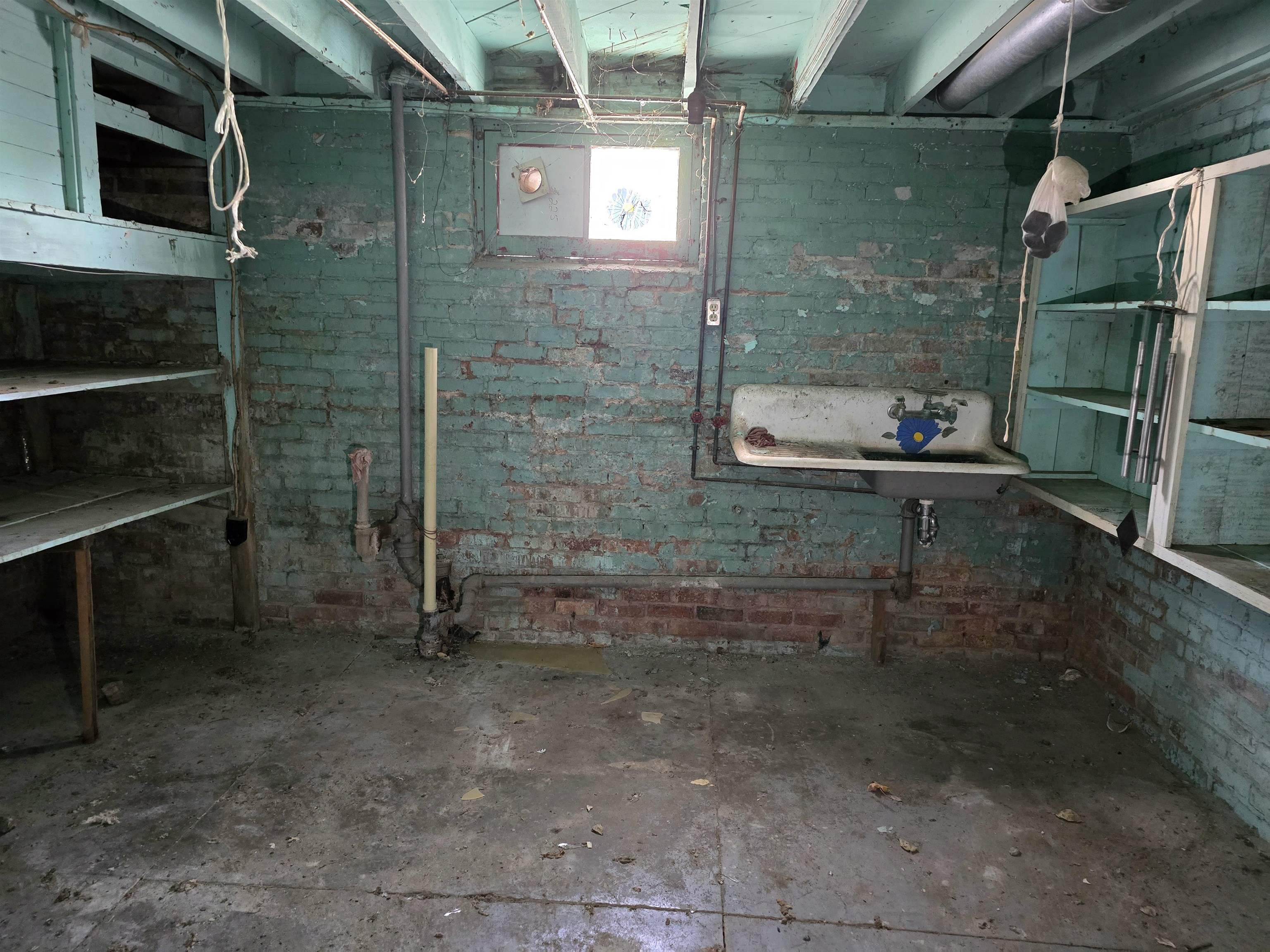 800 W South St, Salina, Kansas image 23