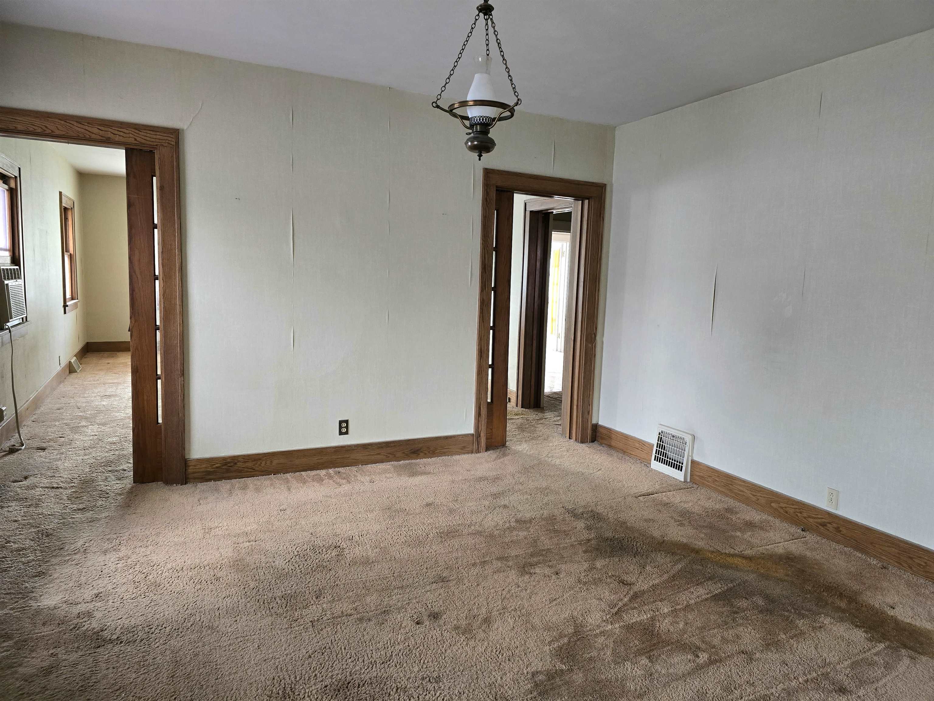 800 W South St, Salina, Kansas image 7