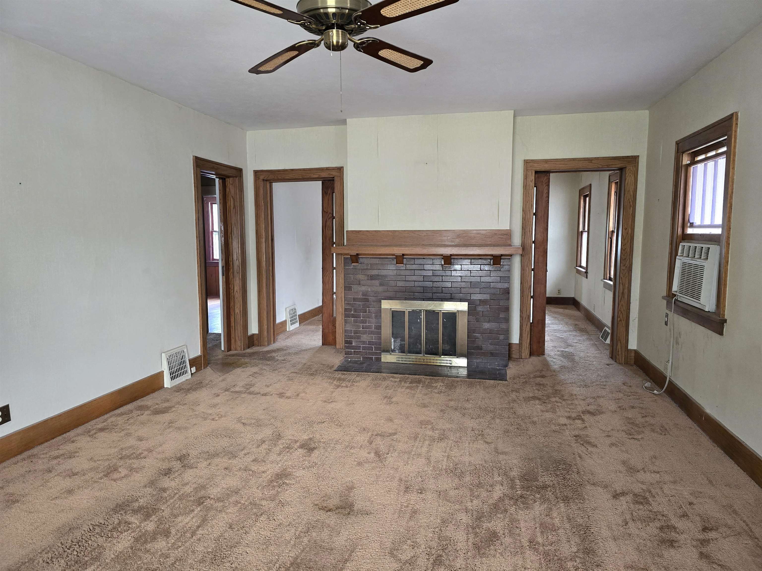 800 W South St, Salina, Kansas image 4