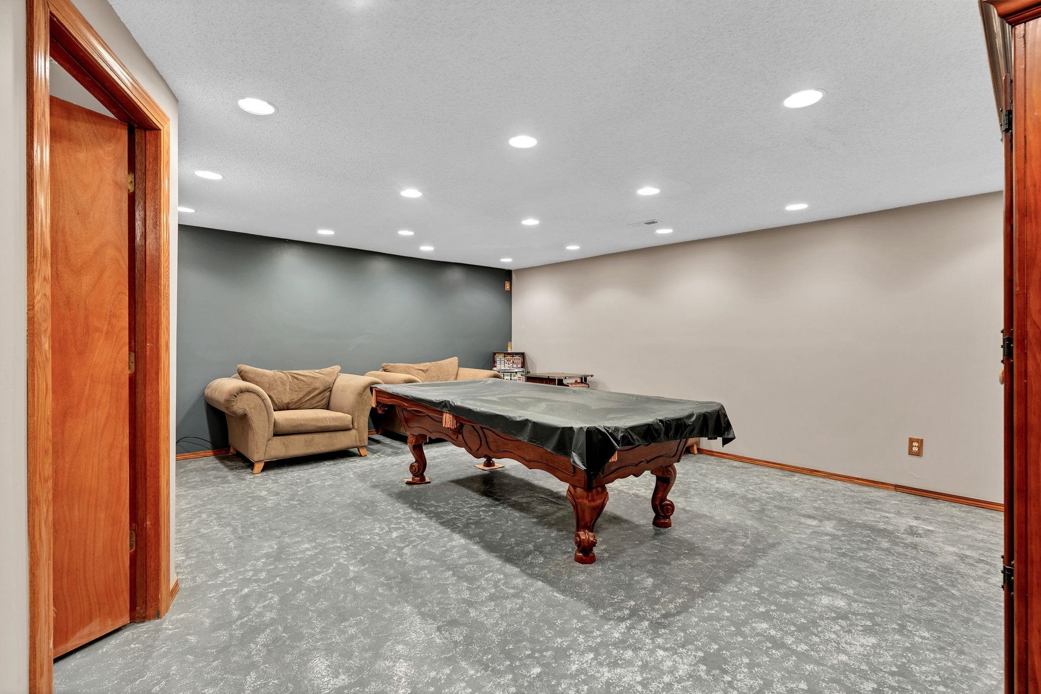 2709 S Lori St, Wichita, Virginia image 18