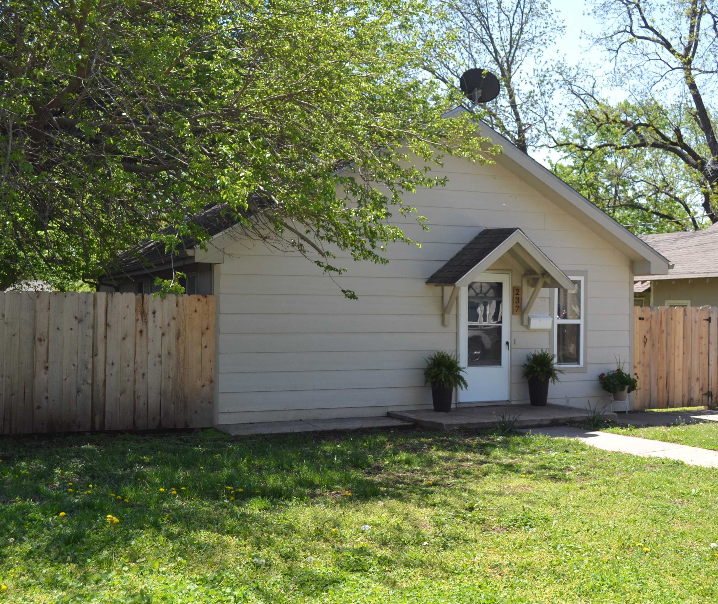 237 E 12th Ave, Augusta, Kansas image 1