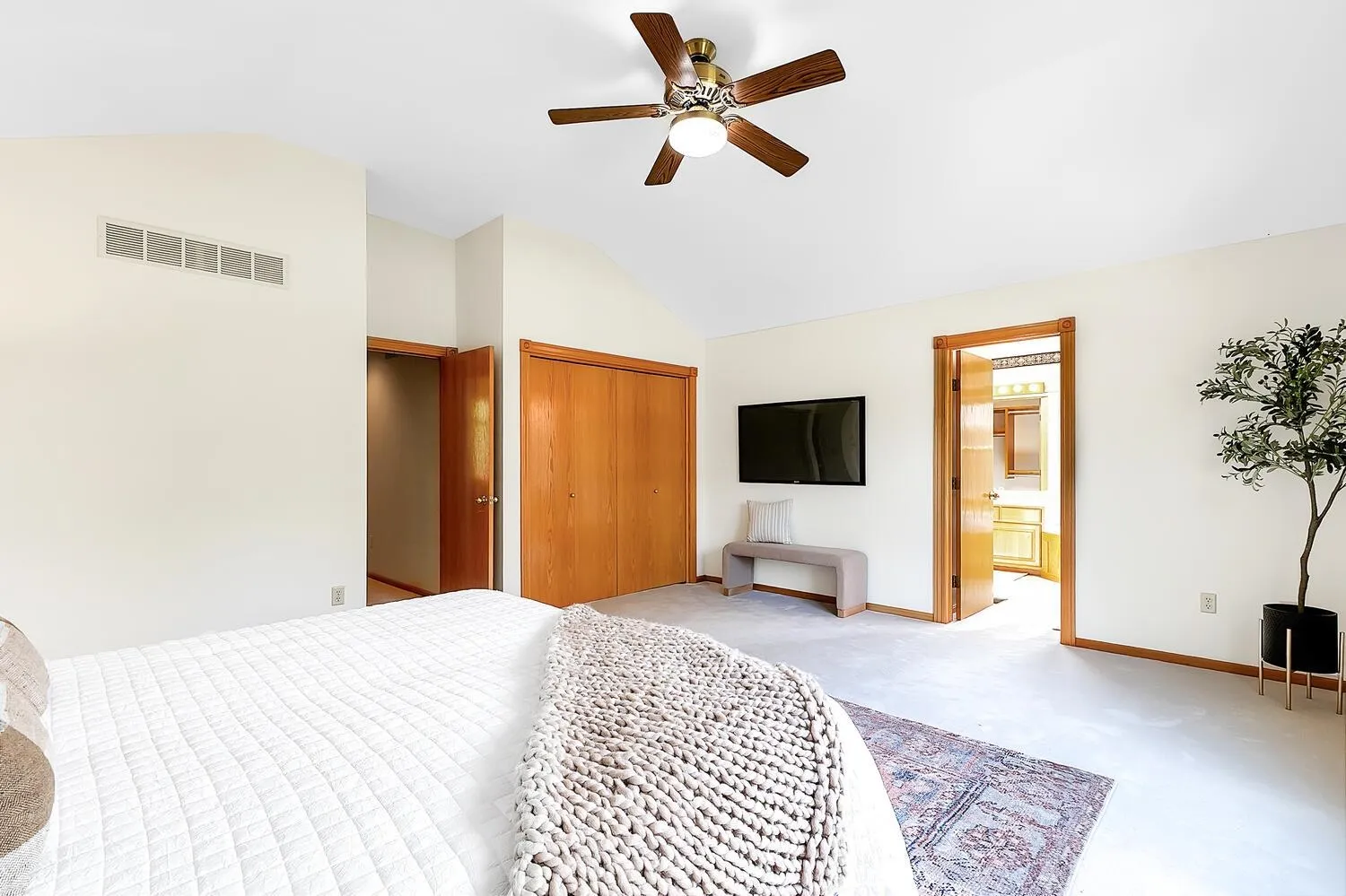 Wichita, Kansas 67230, United States, 4 Bedrooms Bedrooms, ,4 BathroomsBathrooms,Residential,Pending,182504