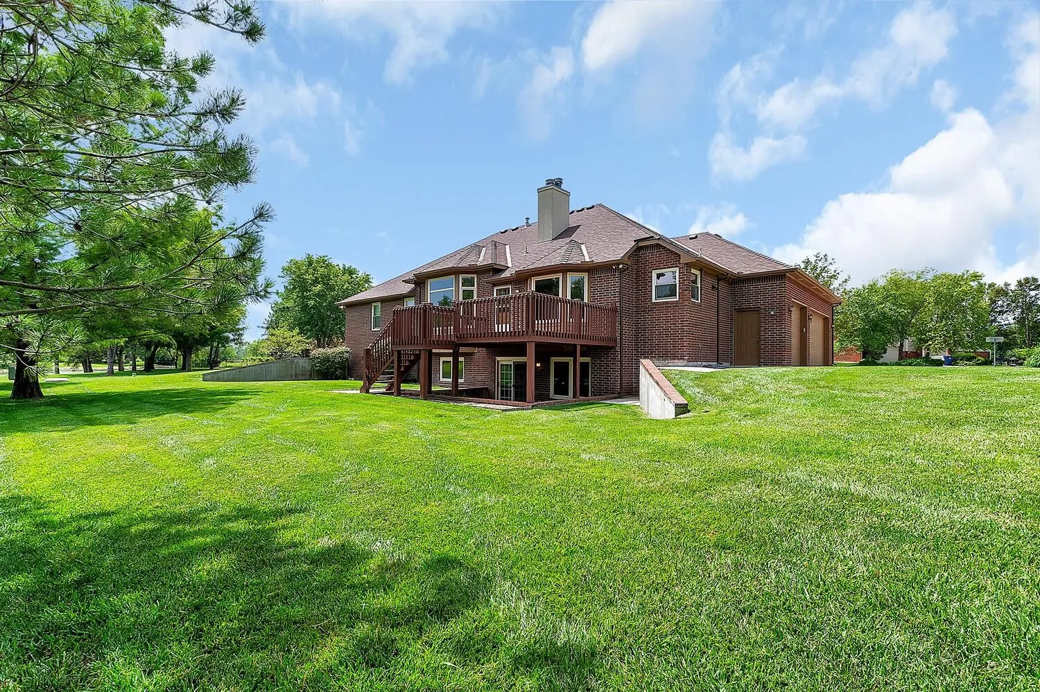 Wichita, Kansas 67230, United States, 4 Bedrooms Bedrooms, ,4 BathroomsBathrooms,Residential,Pending,182504