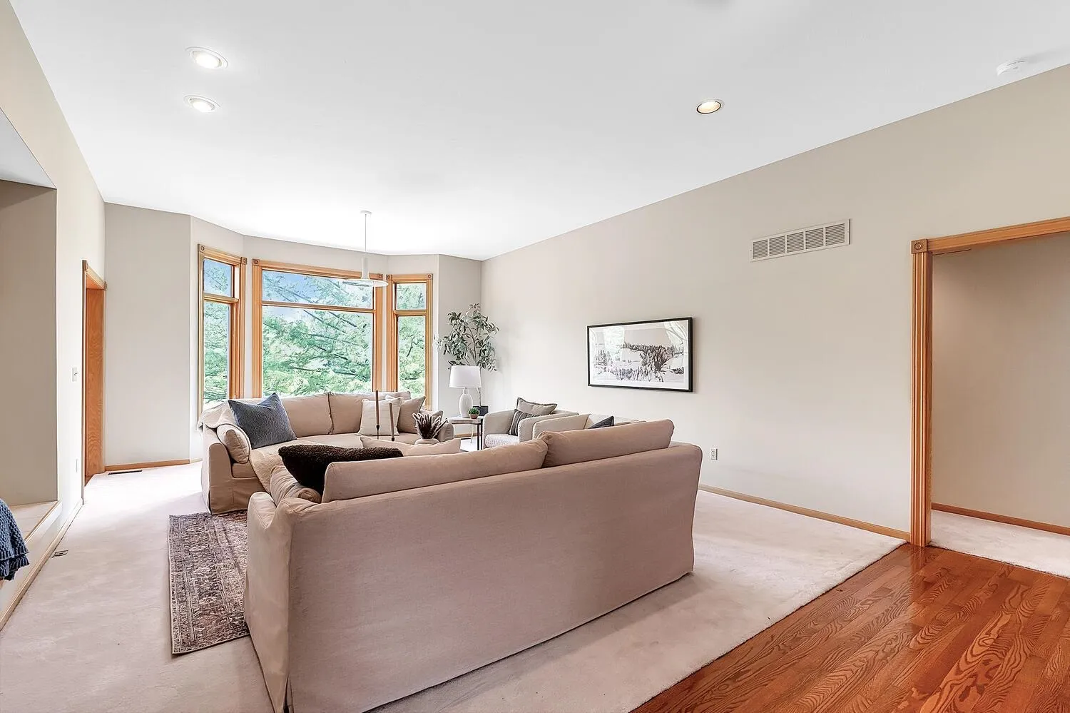 Wichita, Kansas 67230, United States, 4 Bedrooms Bedrooms, ,4 BathroomsBathrooms,Residential,Pending,182504