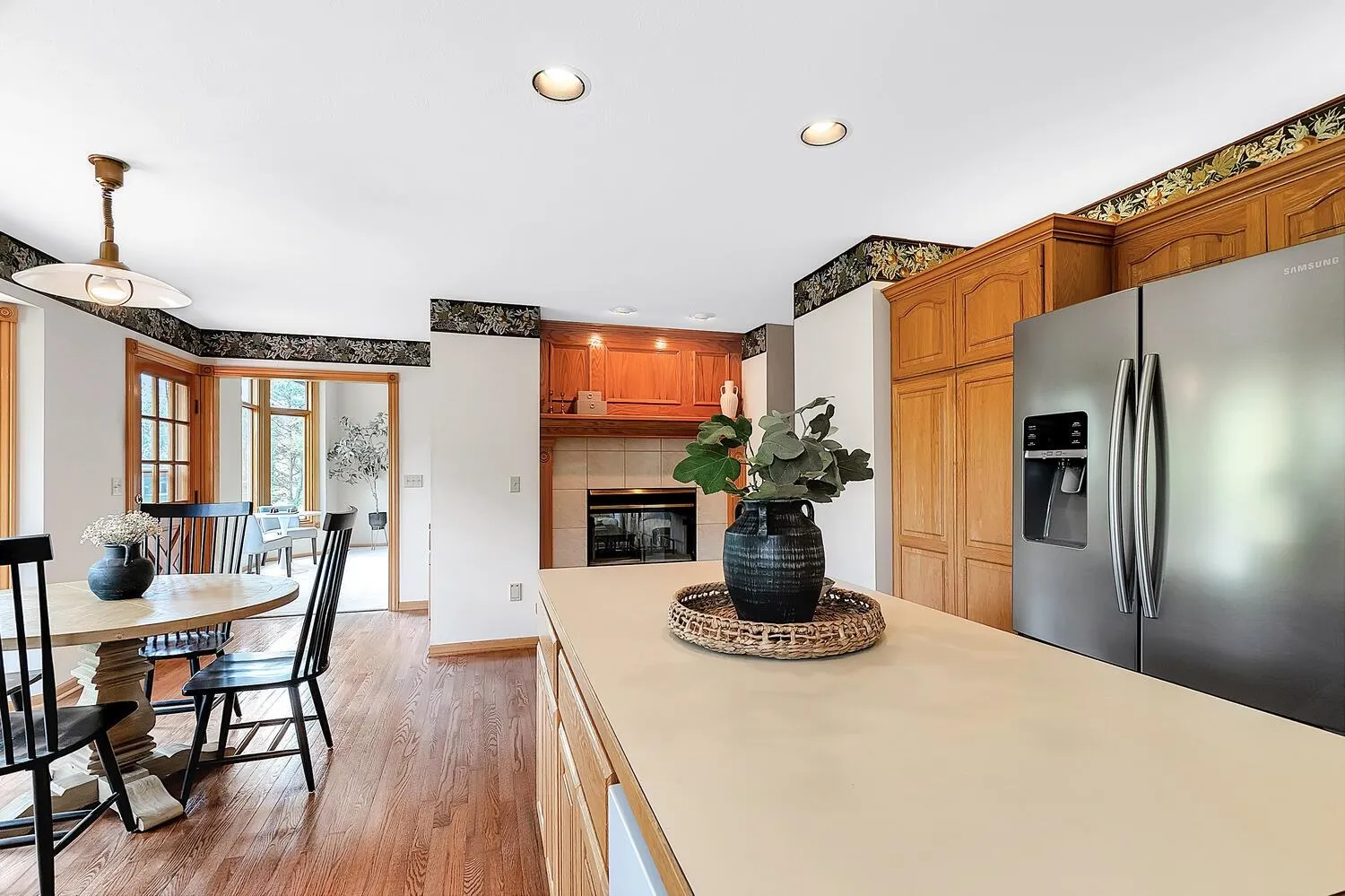 Wichita, Kansas 67230, United States, 4 Bedrooms Bedrooms, ,4 BathroomsBathrooms,Residential,Pending,182504