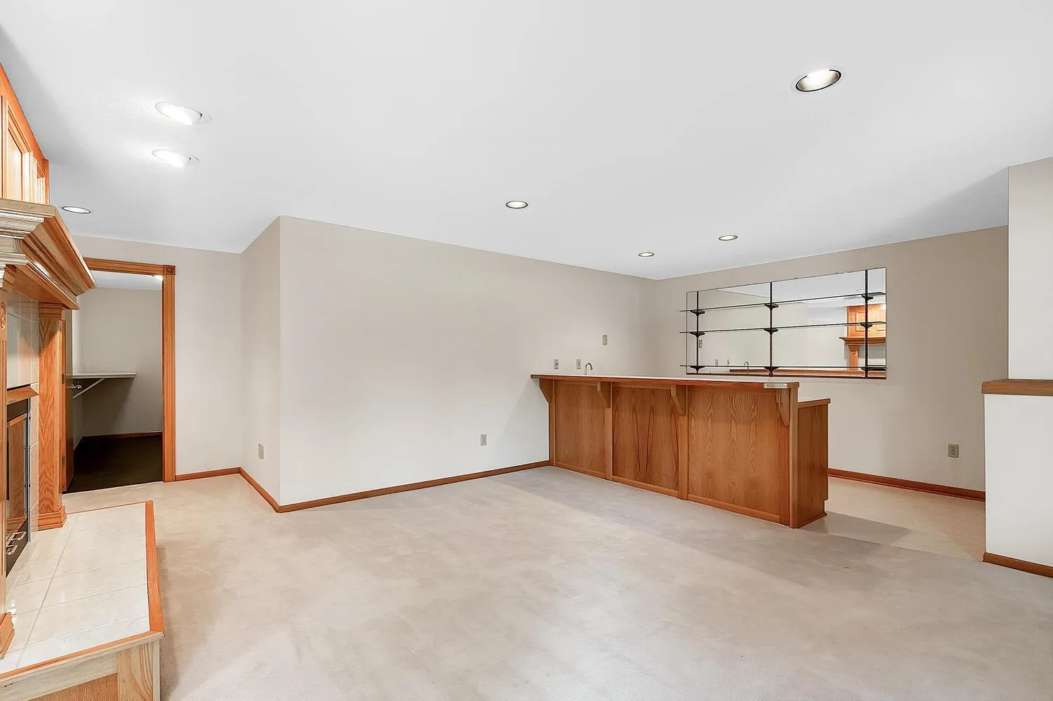 Wichita, Kansas 67230, United States, 4 Bedrooms Bedrooms, ,4 BathroomsBathrooms,Residential,Pending,182504