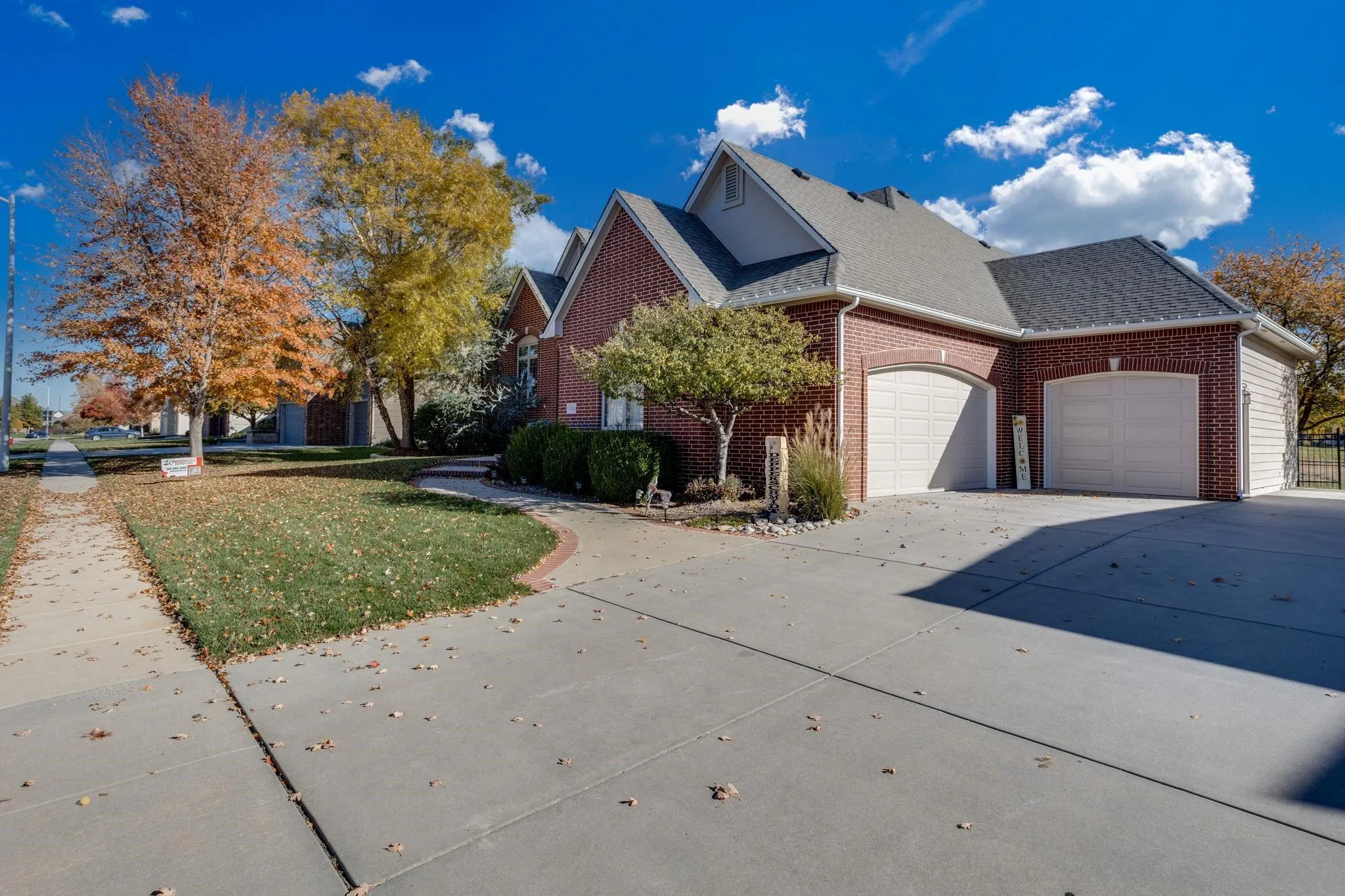 Derby, Kansas 67037, United States, 4 Bedrooms Bedrooms, ,4 BathroomsBathrooms,Residential,Active,239954