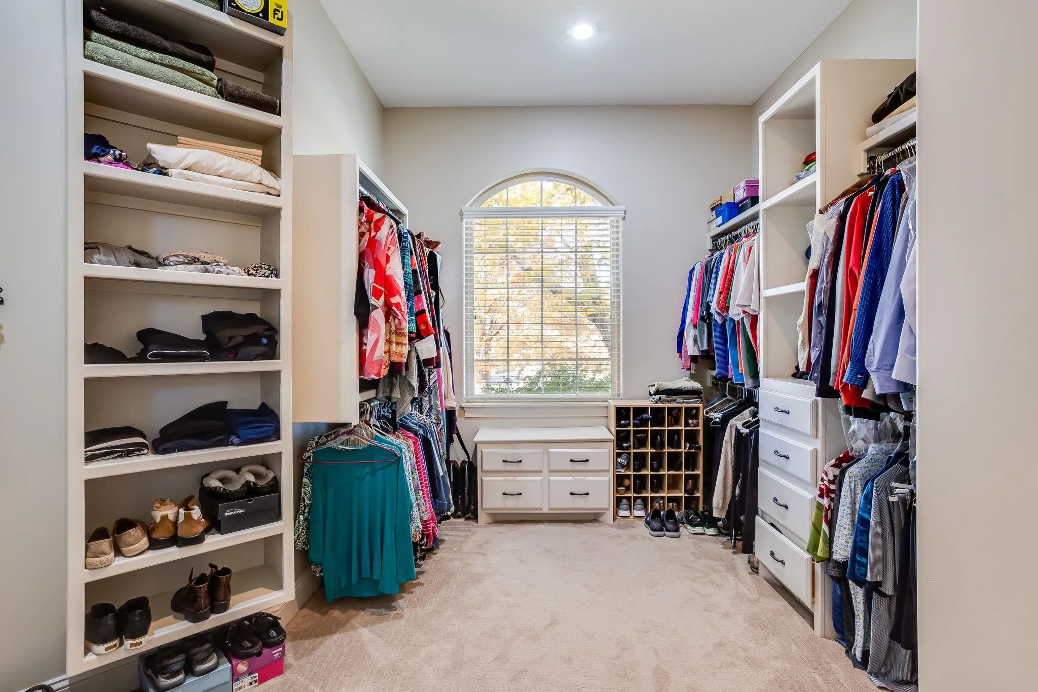 Derby, Kansas 67037, United States, 4 Bedrooms Bedrooms, ,4 BathroomsBathrooms,Residential,Active,239954