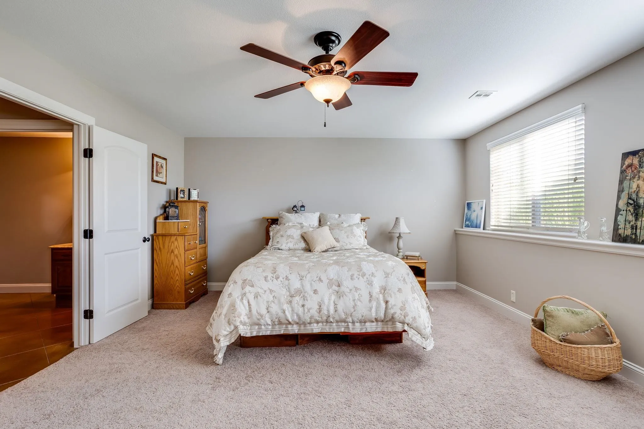 Derby, Kansas 67037, United States, 4 Bedrooms Bedrooms, ,4 BathroomsBathrooms,Residential,Active,239954