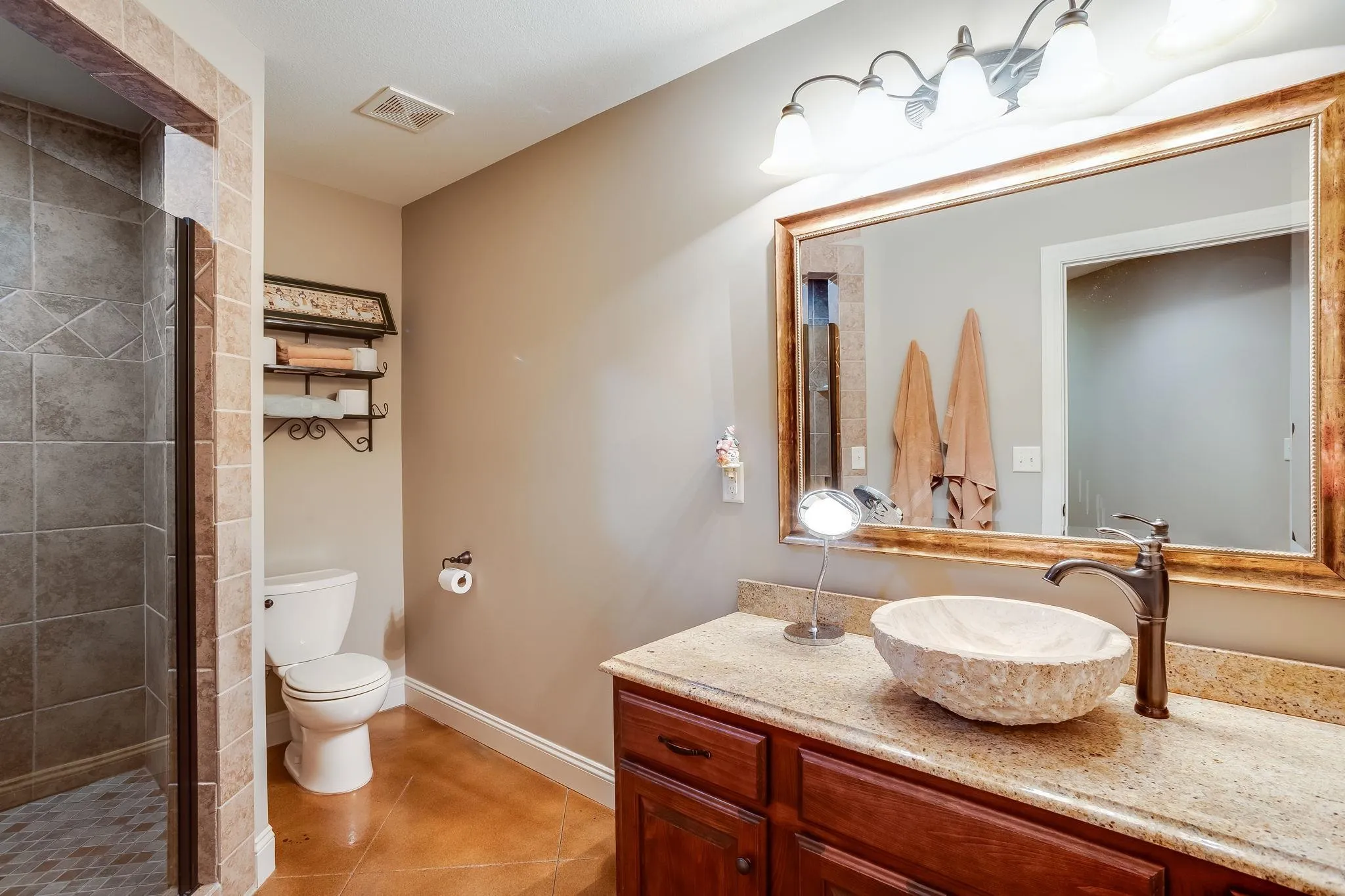 Derby, Kansas 67037, United States, 4 Bedrooms Bedrooms, ,4 BathroomsBathrooms,Residential,Active,239954