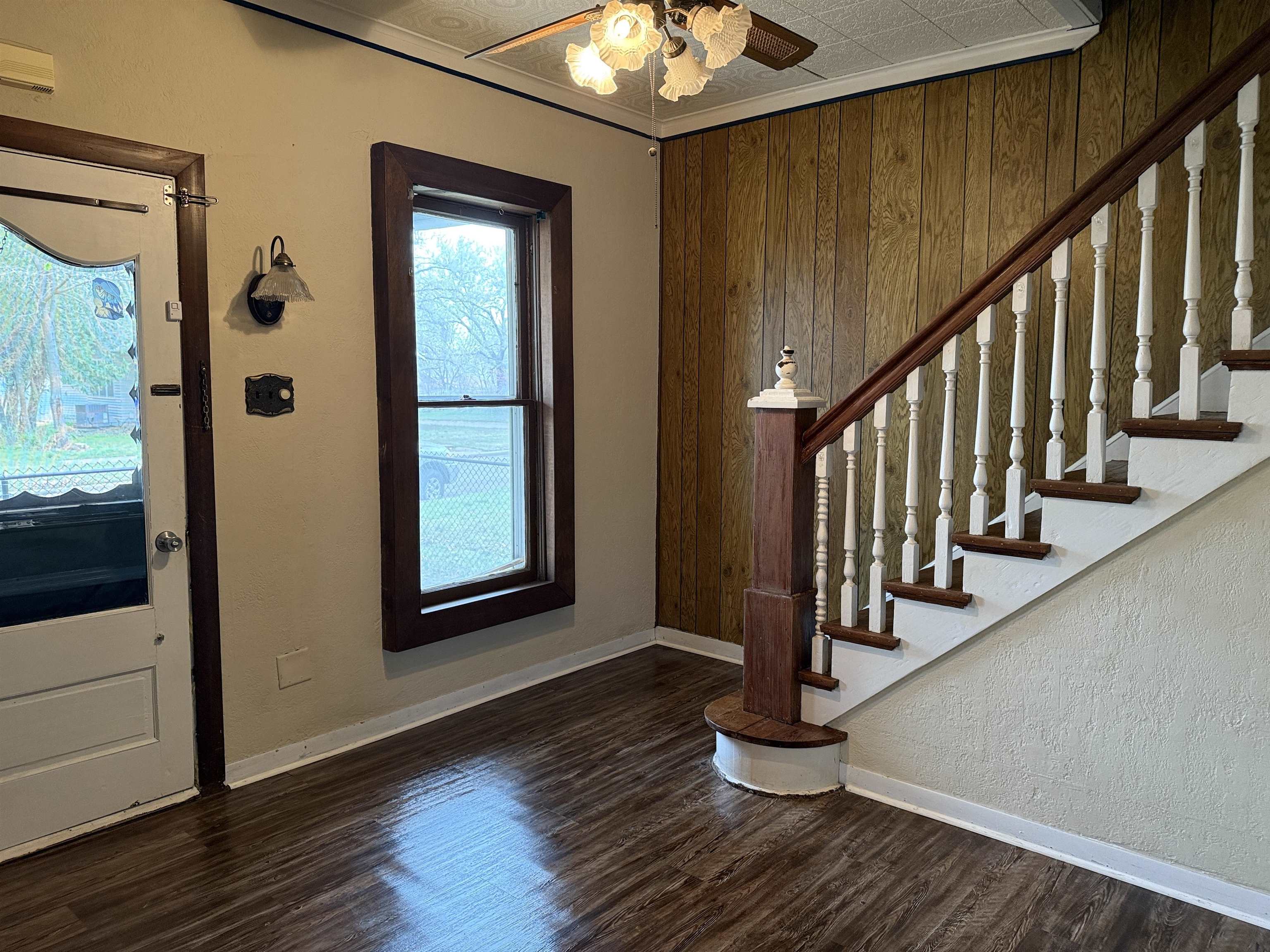 817 N C St, Wellington, Kansas image 2