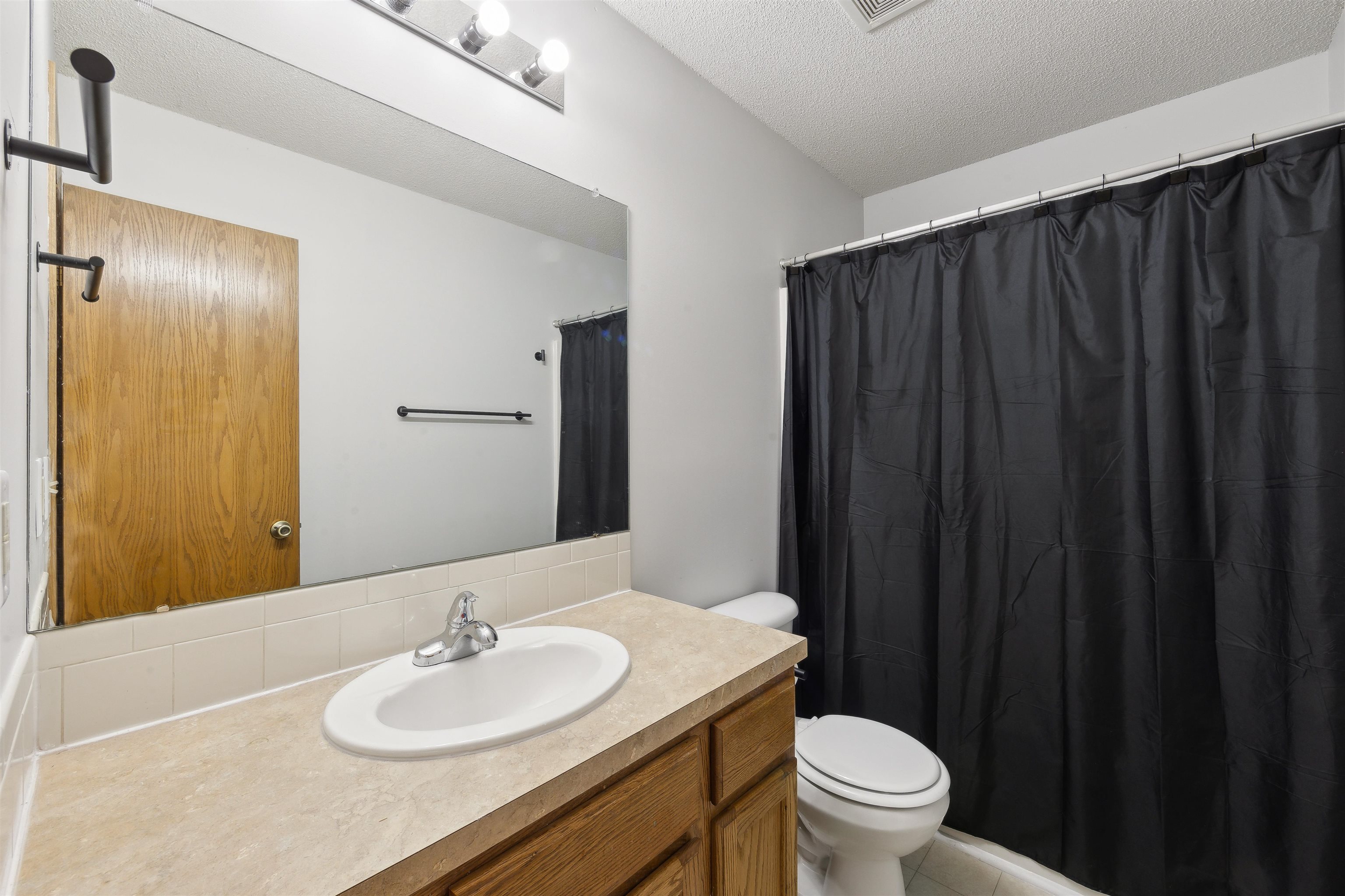 620 S Country Lakes Cir, Haysville, Kansas image 20