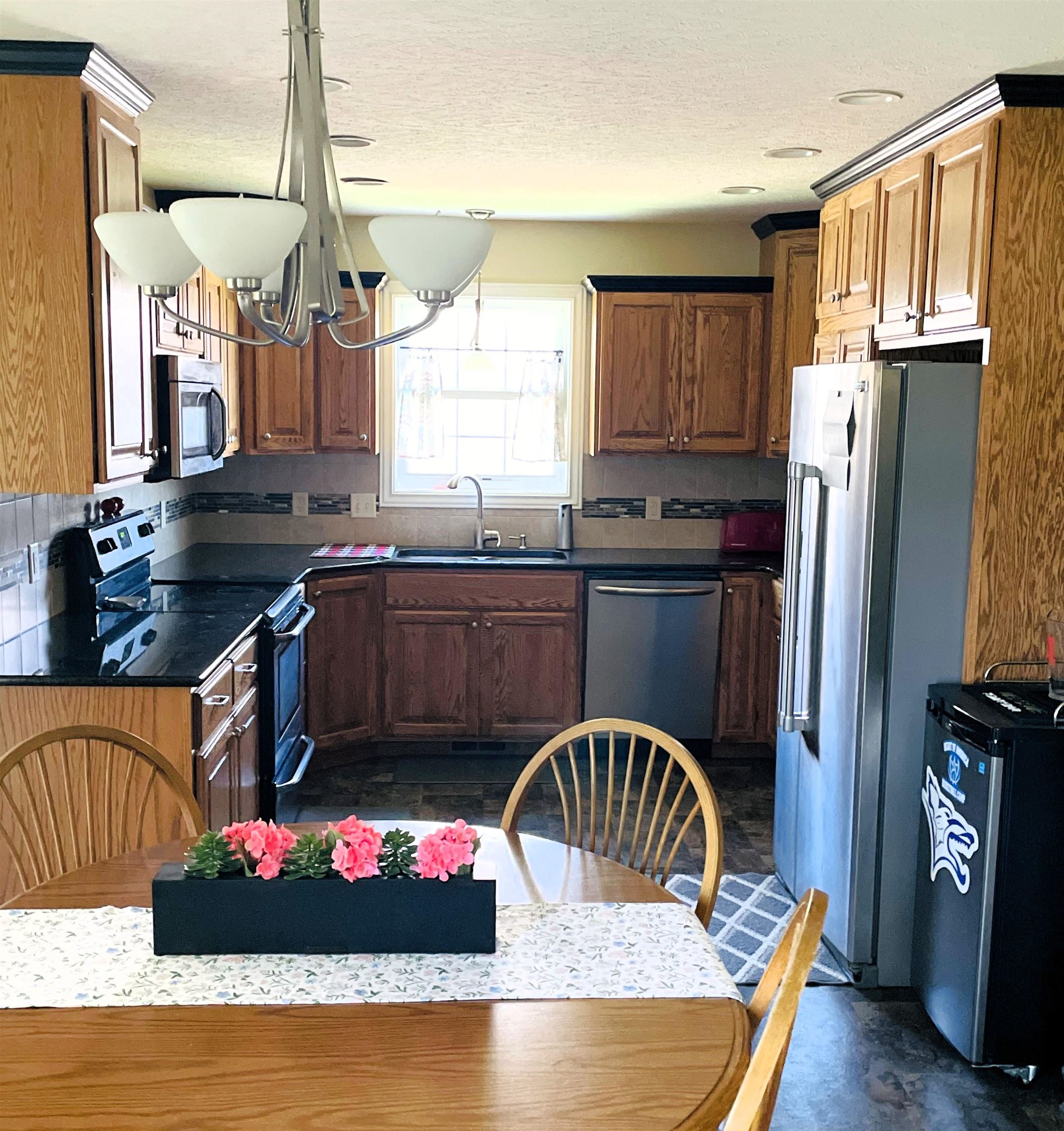 719 Rittgers Ln, Salina, Kansas image 3