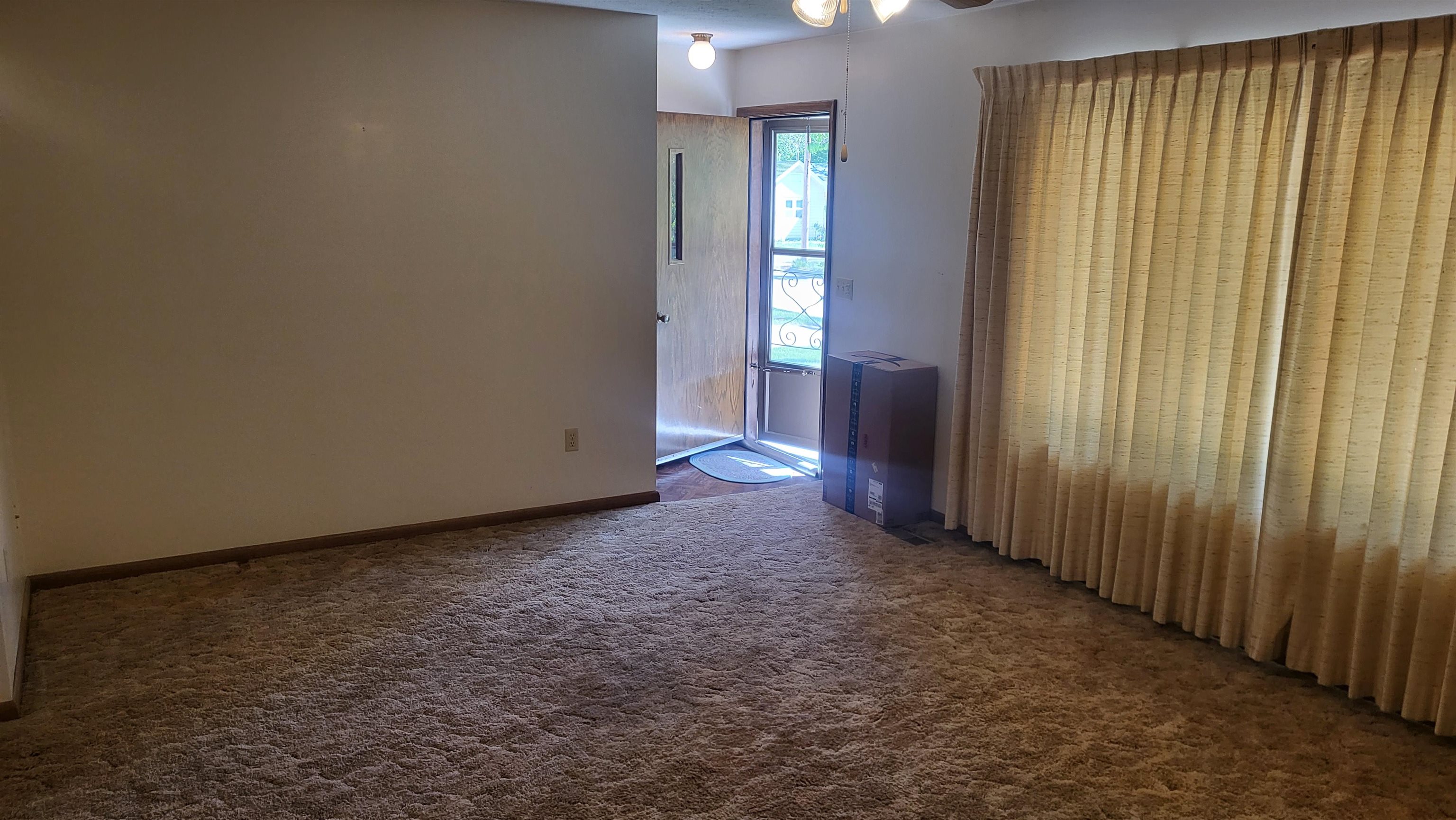 323 N Schmidt Ave, Moundridge, Kansas image 3
