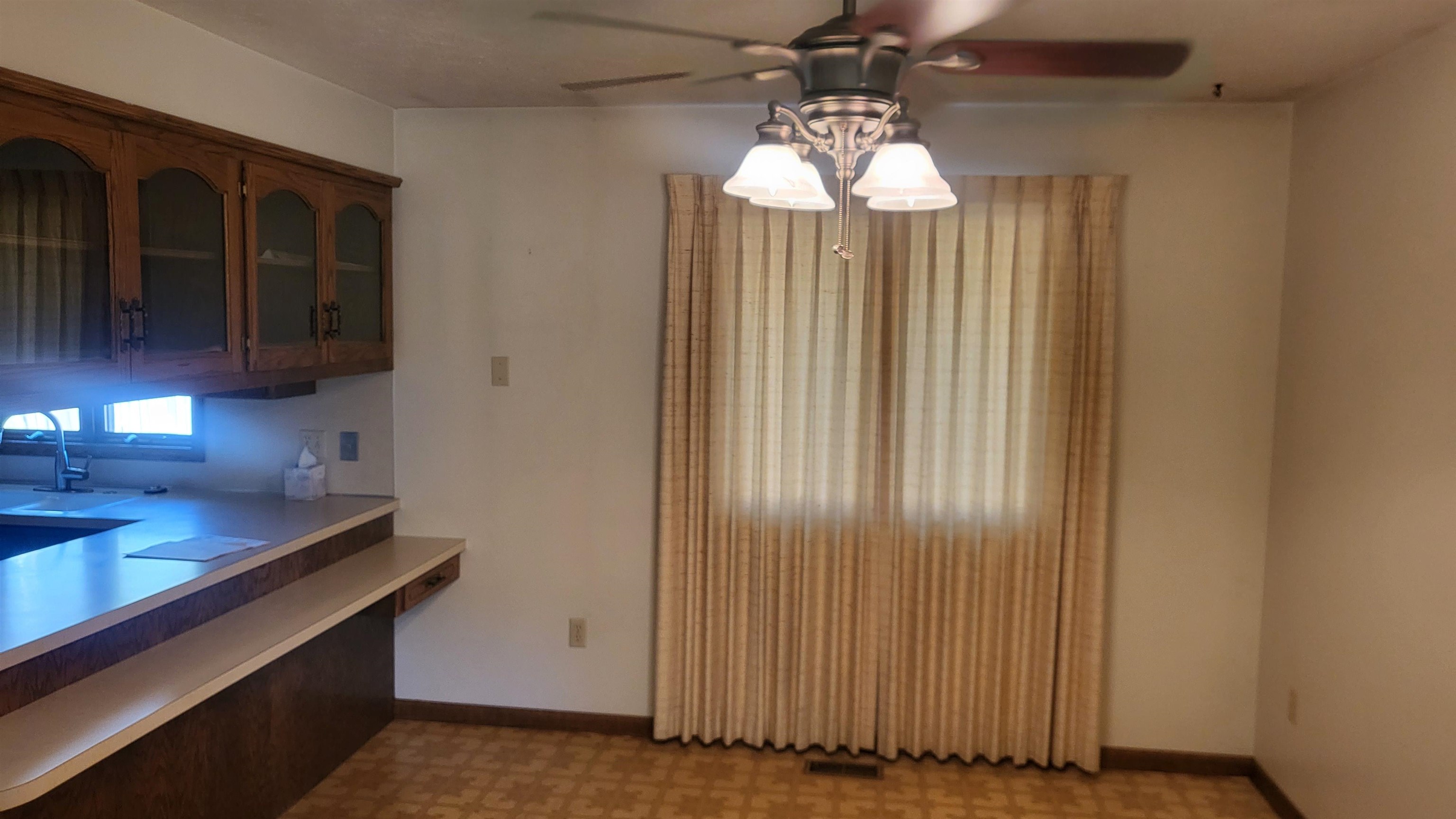 323 N Schmidt Ave, Moundridge, Kansas image 4