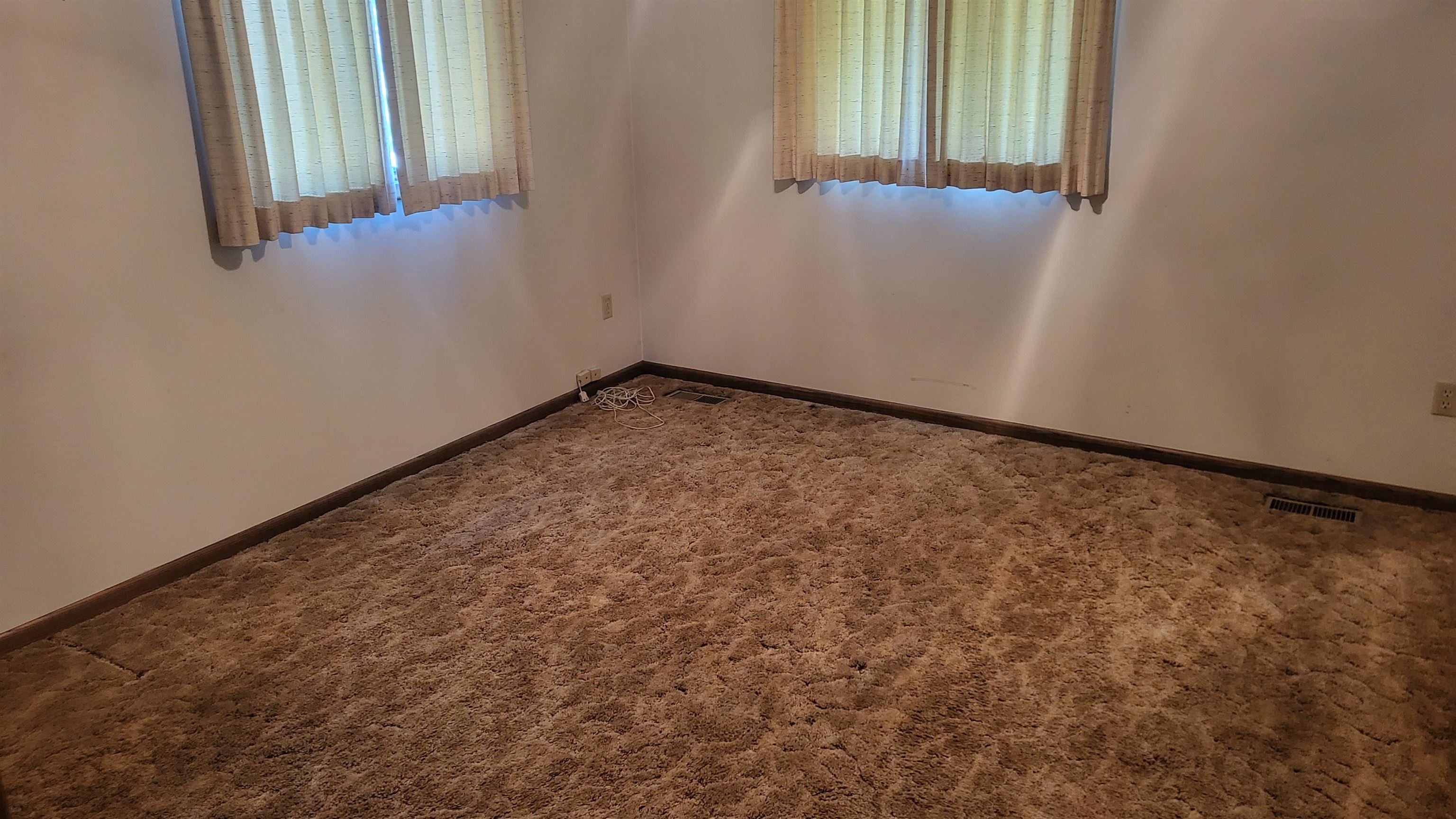 323 N Schmidt Ave, Moundridge, Kansas image 7