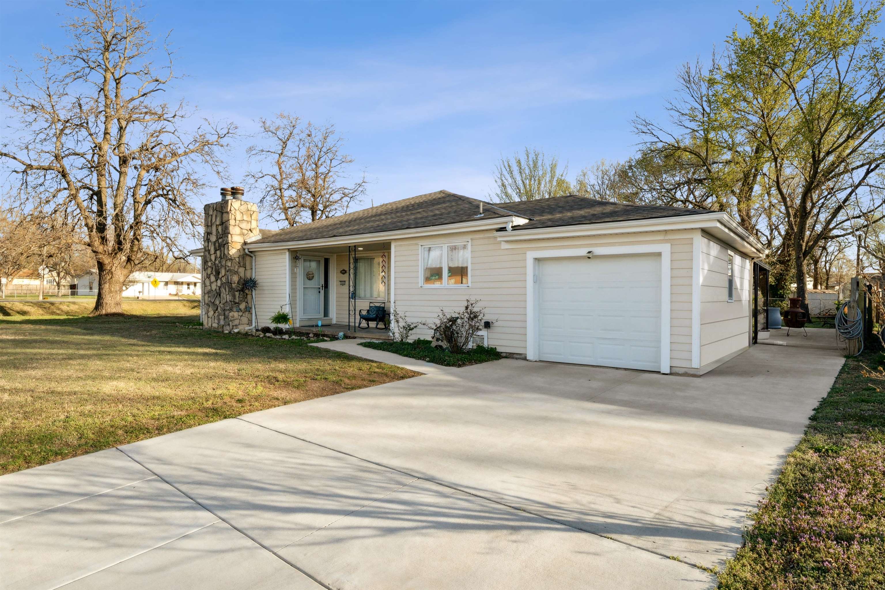 1641 E Evanston St, Park City, Kansas image 2