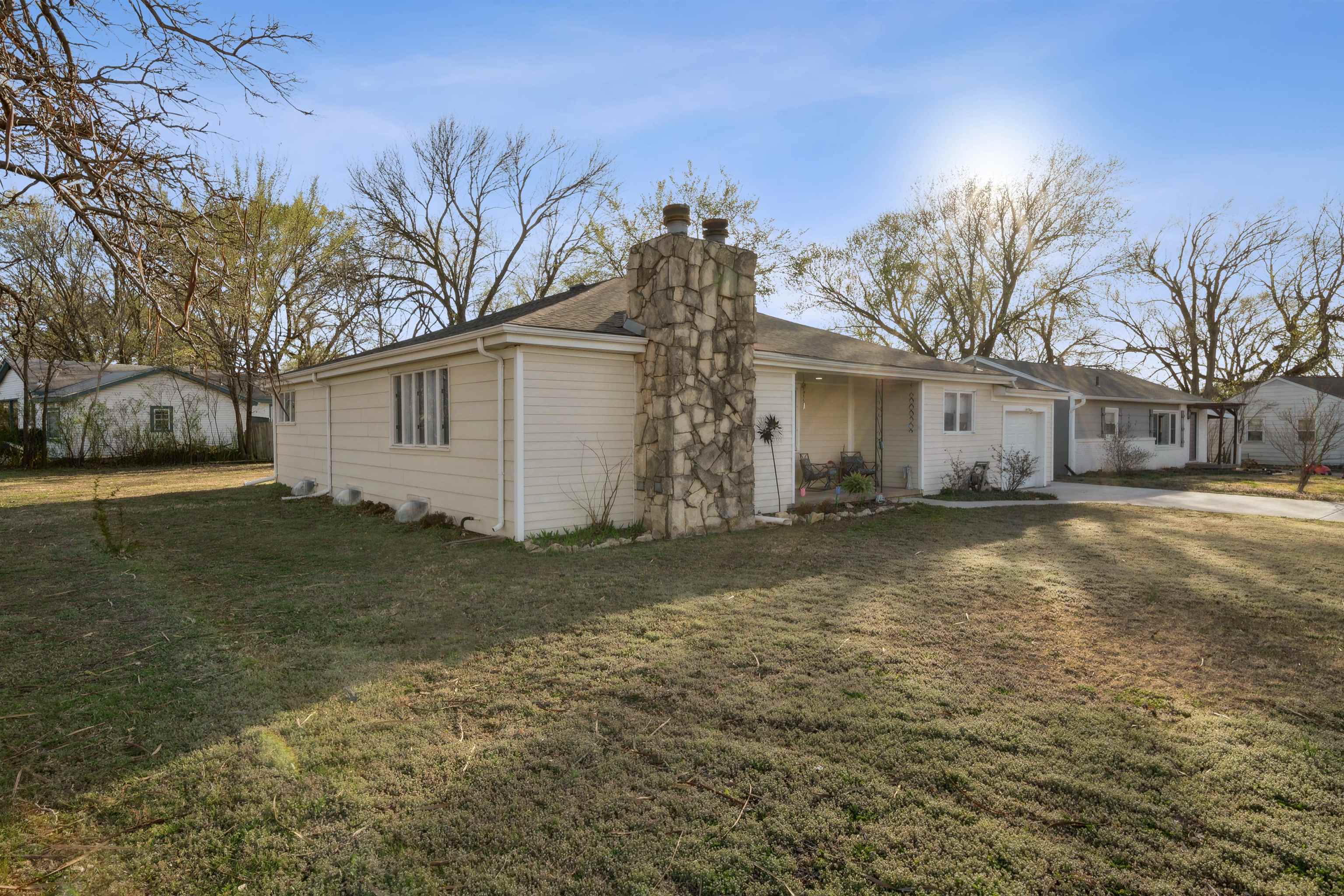 1641 E Evanston St, Park City, Kansas image 28