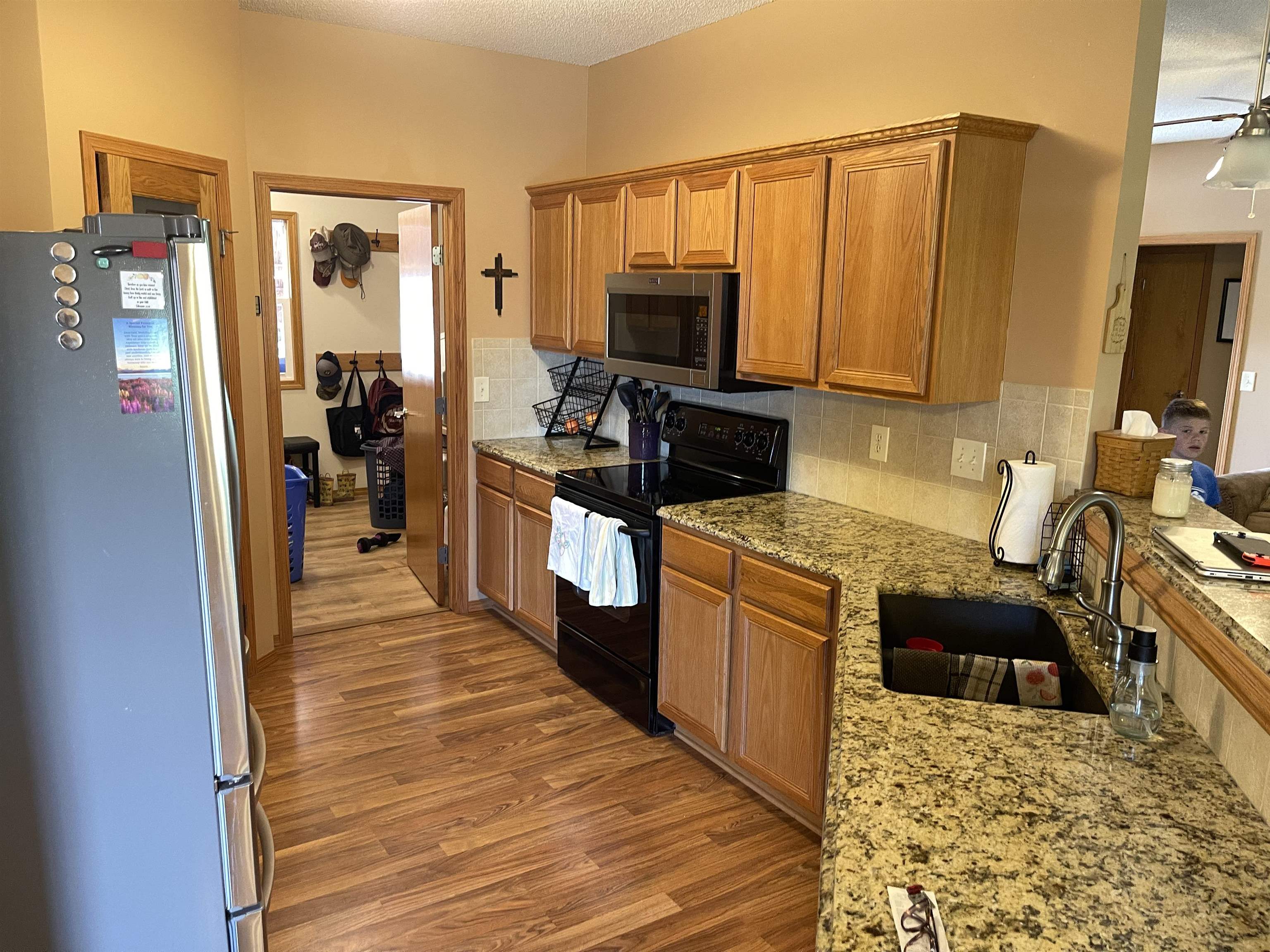 3407 N Valerie Circle, Wichita, Virginia image 3
