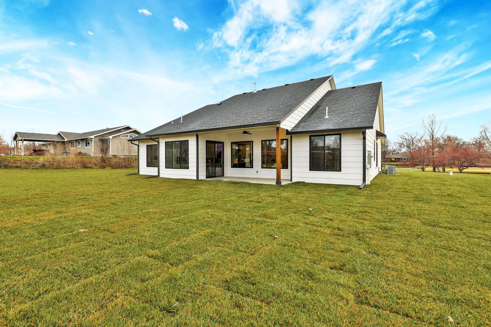 Andover, Kansas 67002, United States, 4 Bedrooms Bedrooms, ,3 BathroomsBathrooms,Residential,Pending,67735