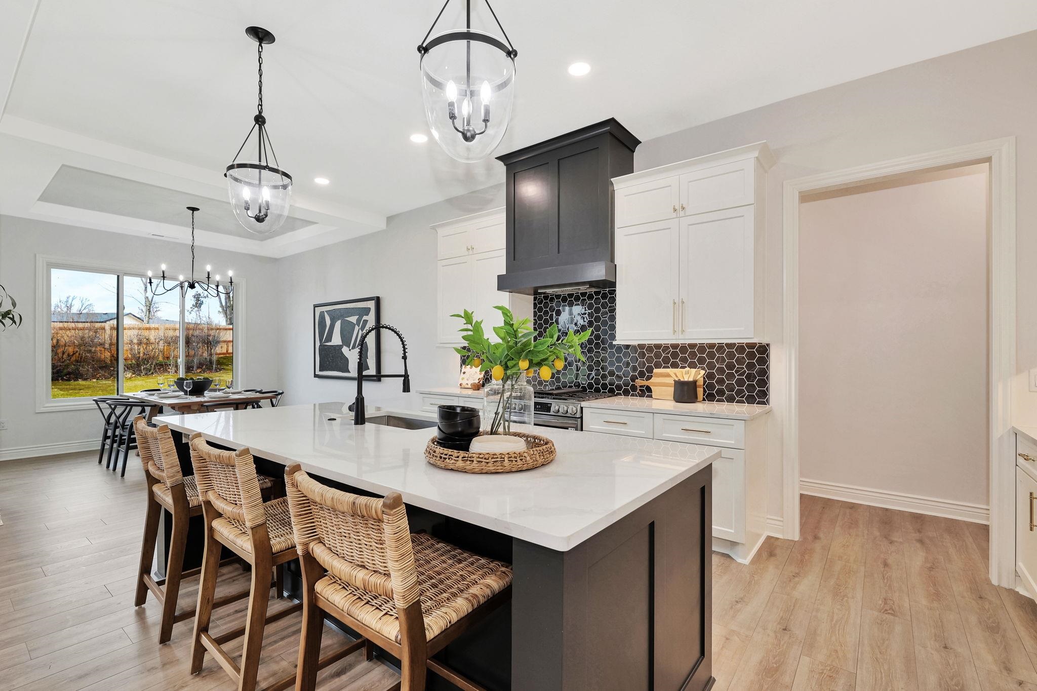 Andover, Kansas 67002, United States, 4 Bedrooms Bedrooms, ,3 BathroomsBathrooms,Residential,Pending,67735