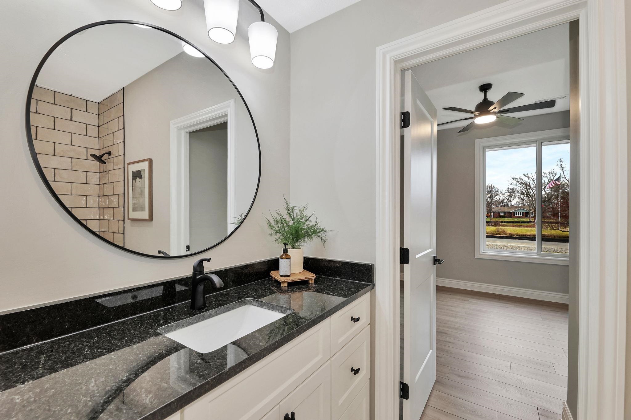 Andover, Kansas 67002, United States, 4 Bedrooms Bedrooms, ,3 BathroomsBathrooms,Residential,Pending,67735