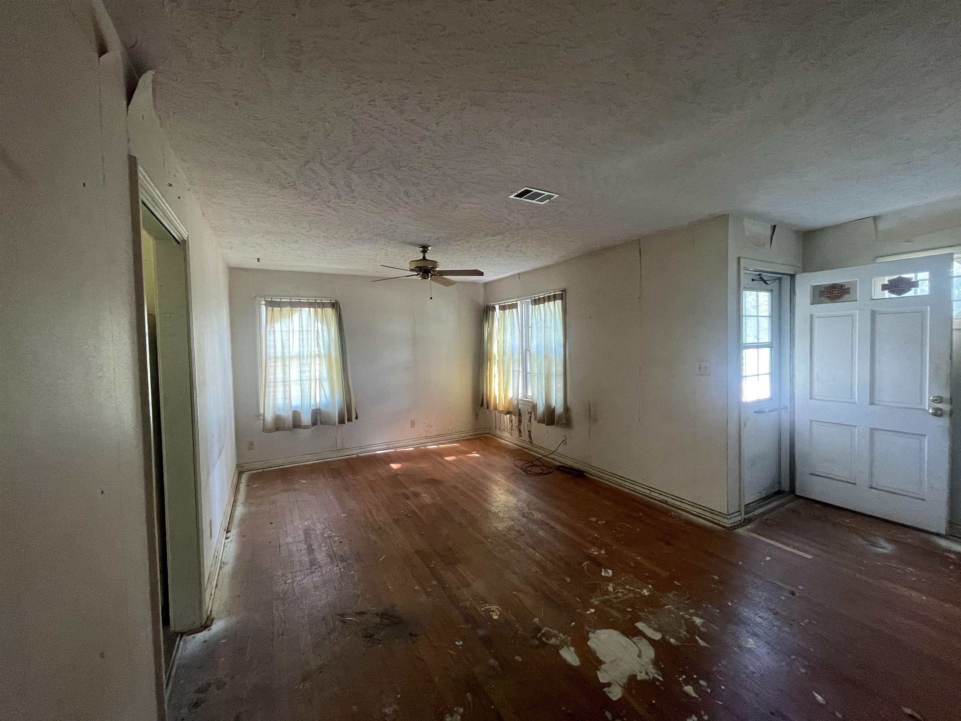 866 Seneca Ave, Salina, Kansas image 5
