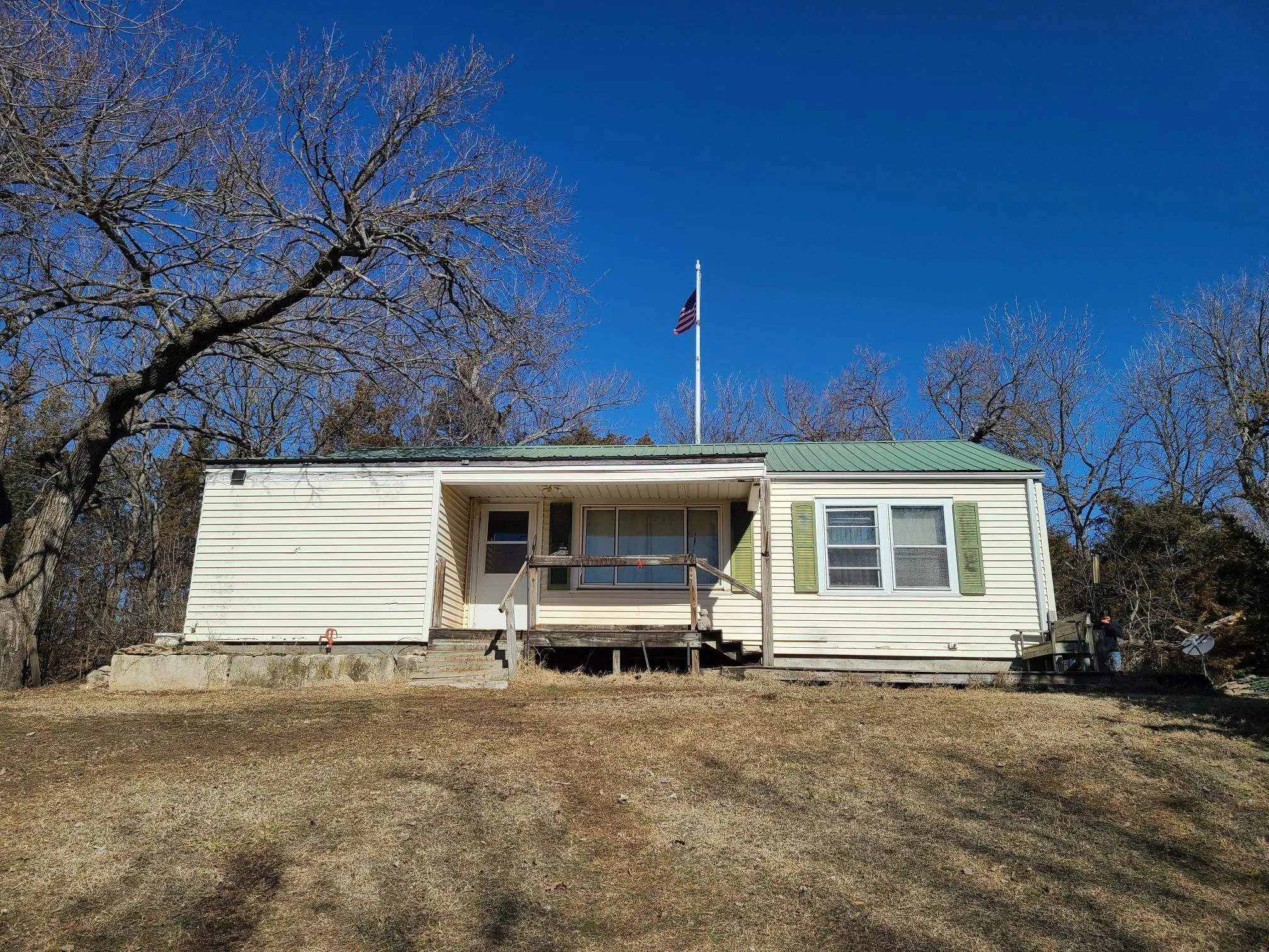 Cambridge, Kansas 67023, United States, 2 Bedrooms Bedrooms, ,1 BathroomBathrooms,Residential,Active,147139