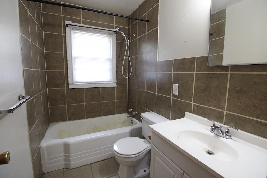 540 Montrose St, Salina, Kansas image 6